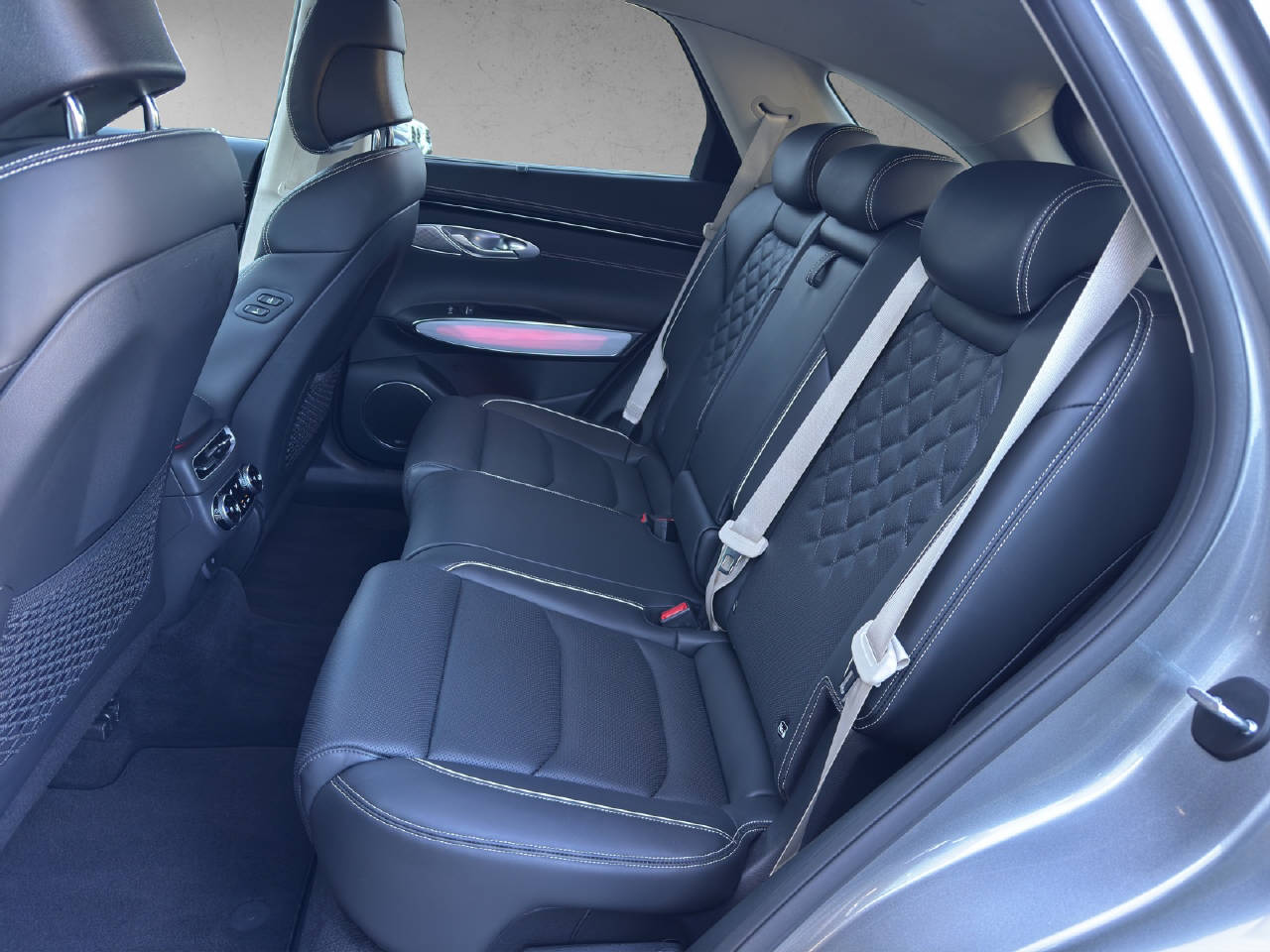 GENESIS GV70 Dual Motor Sport AWD-image-10