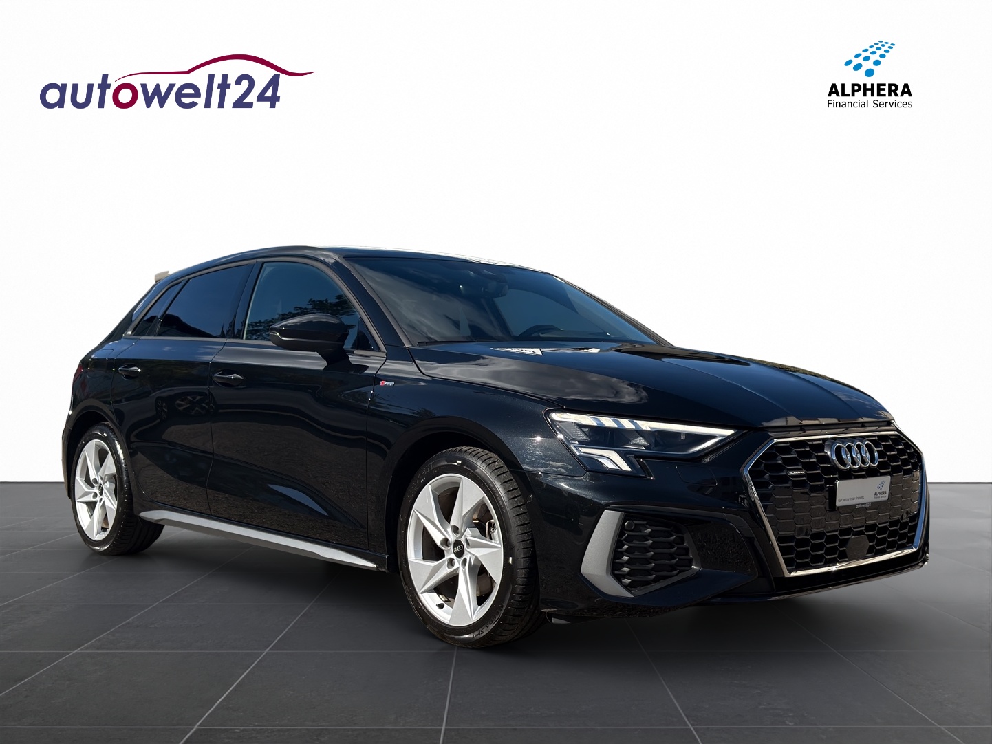 AUDI A3 Sportback 40 TFSI S line quattro S-tronic-image-2