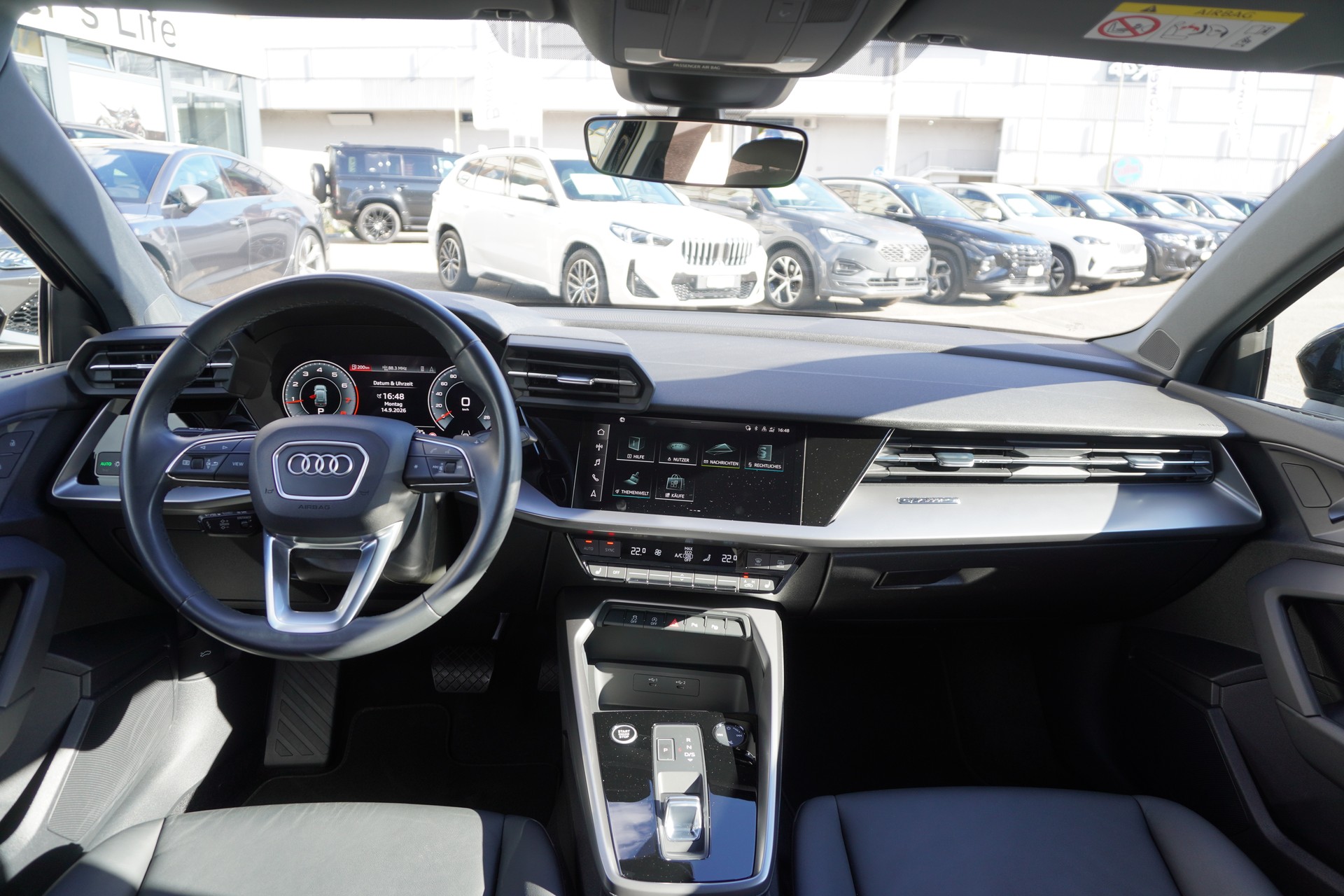 AUDI A3 Sportback 40 TFSI S line quattro S-tronic-image-14