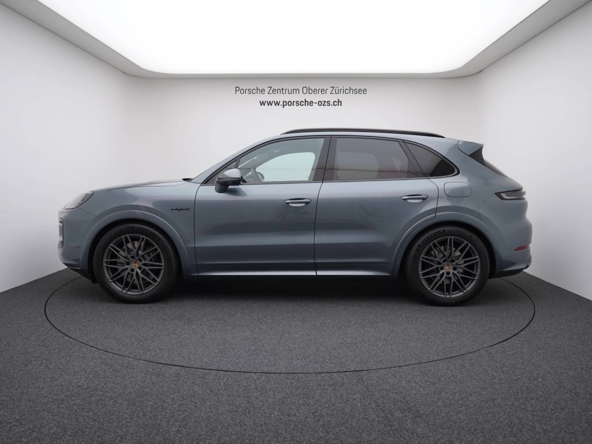 PORSCHE Cayenne S E-Hybrid Black Edition-image-1