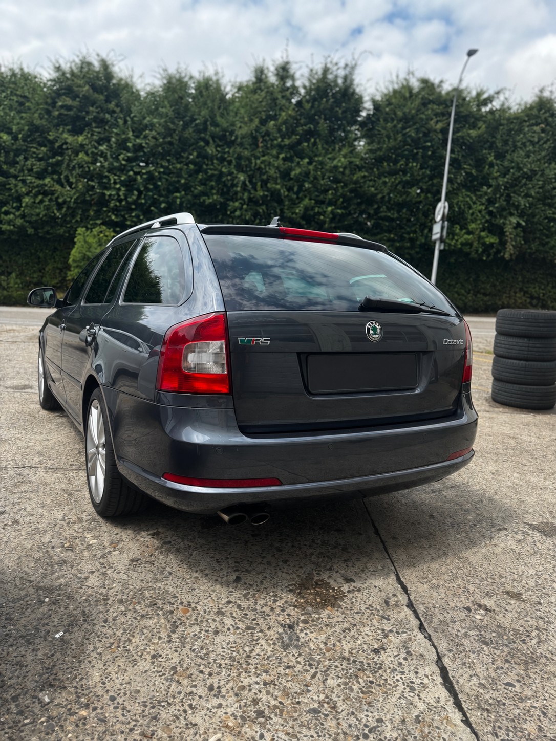 SKODA Octavia Combi 2.0 TDI RS DSG-image-1