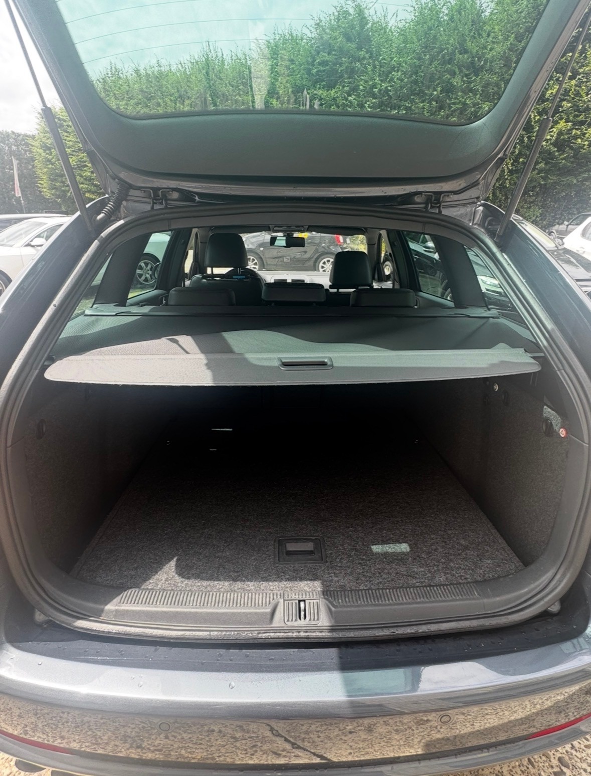 SKODA Octavia Combi 2.0 TDI RS DSG-image-8