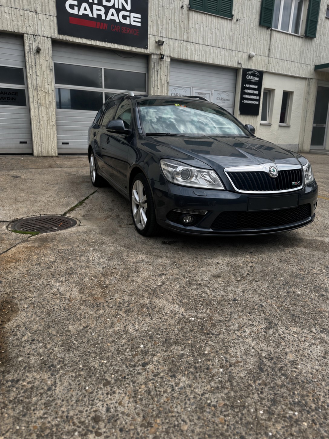 SKODA Octavia Combi 2.0 TDI RS DSG-image-5