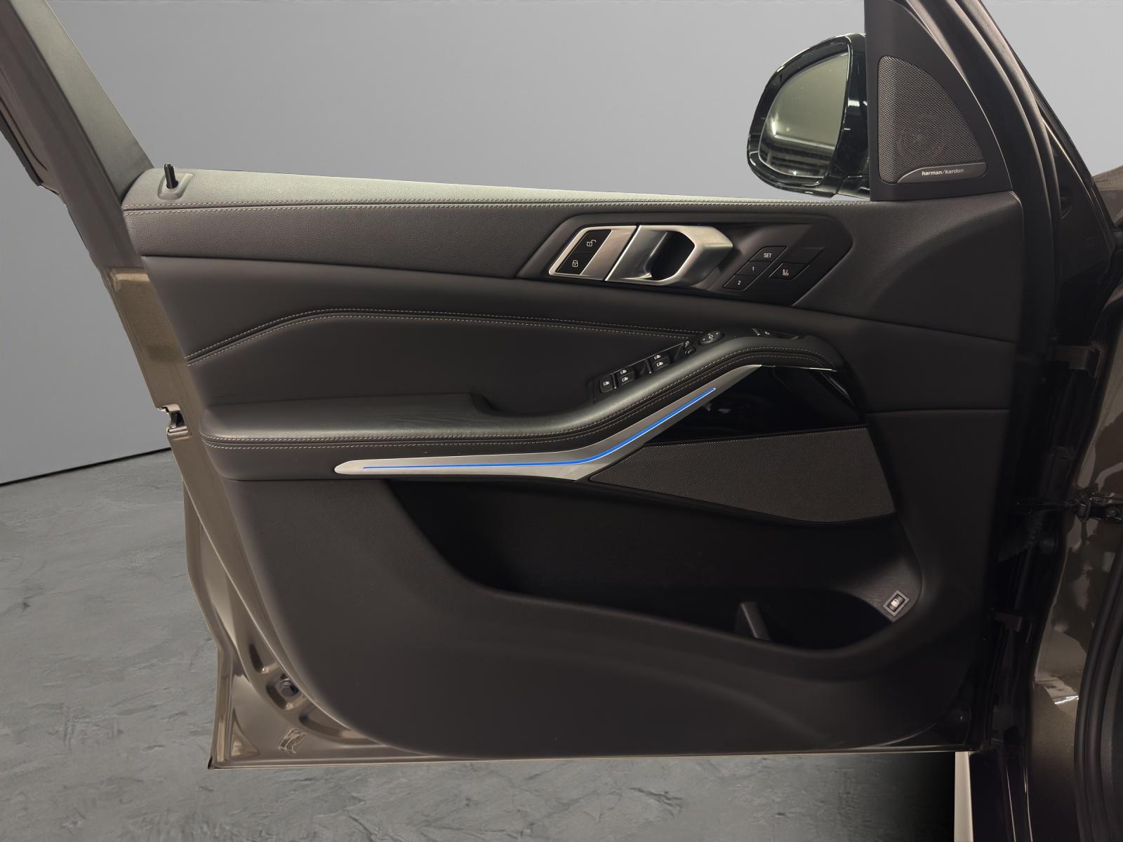 BMW X5 45e xDrive-image-11