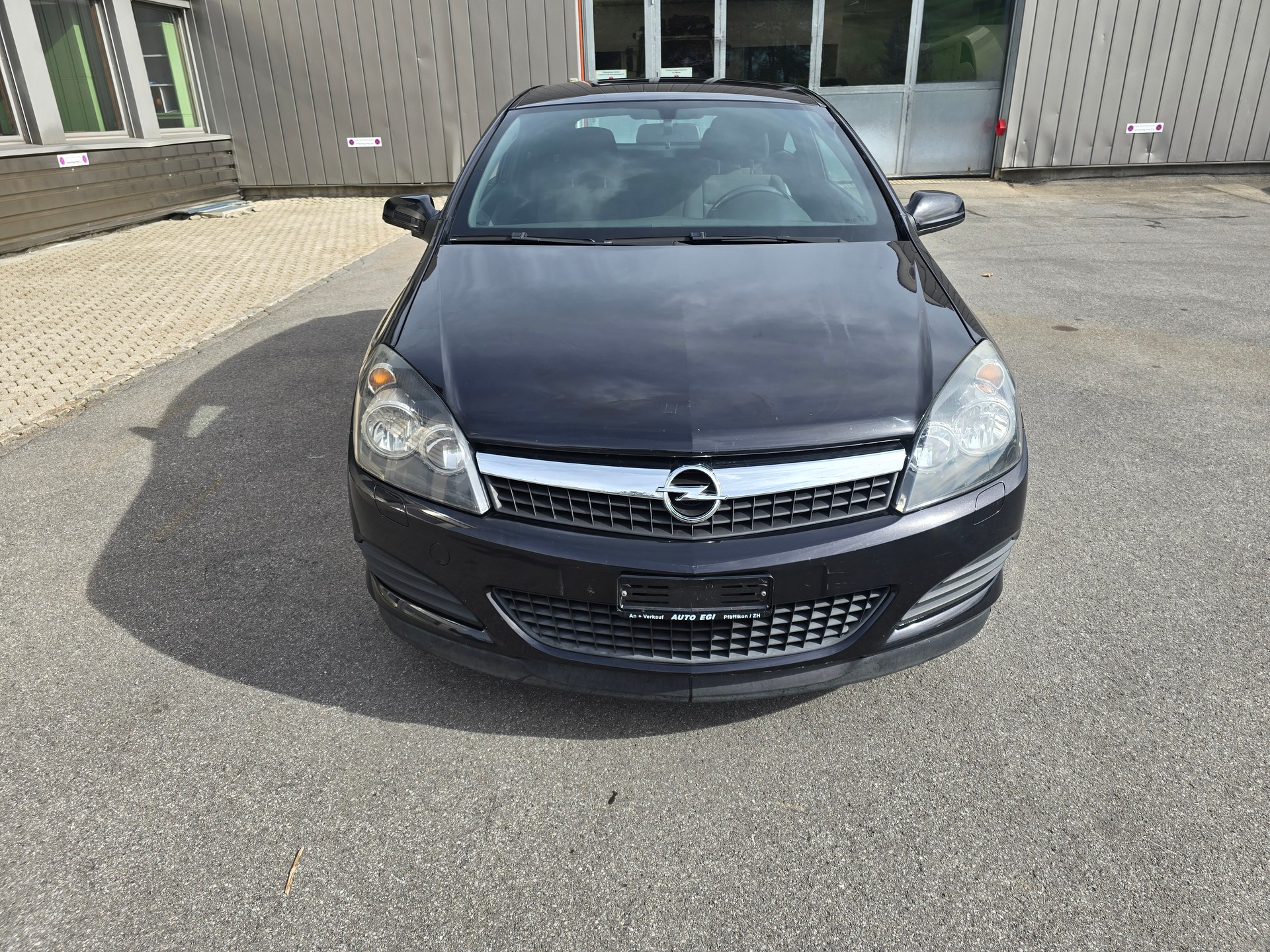 OPEL Astra GTC 1.8i 16V Sport-image-0