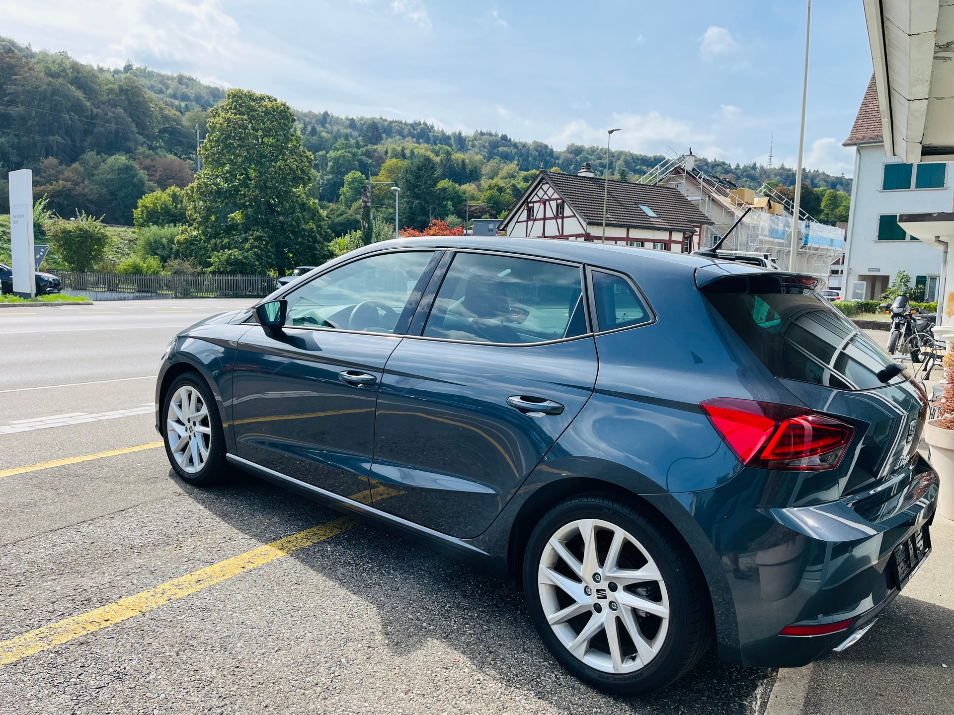 SEAT Ibiza 1.0 EcoTSI FR DSG-image-2