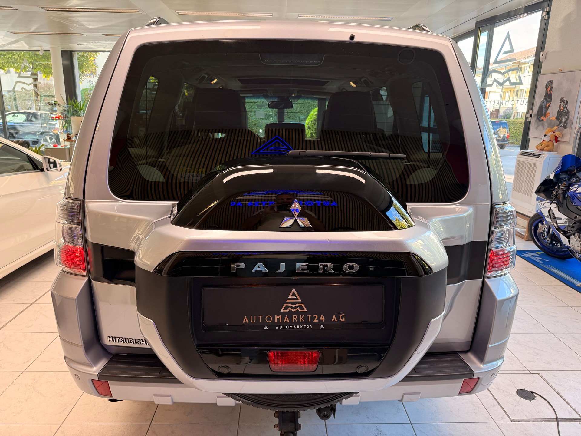 MITSUBISHI Pajero 3.2 DID Style-image-14