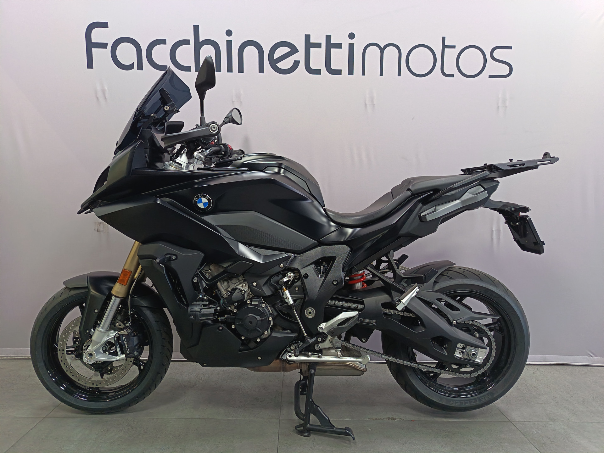 BMW S 1000 XR - leasing 259 chf par mois-showroom-element-3