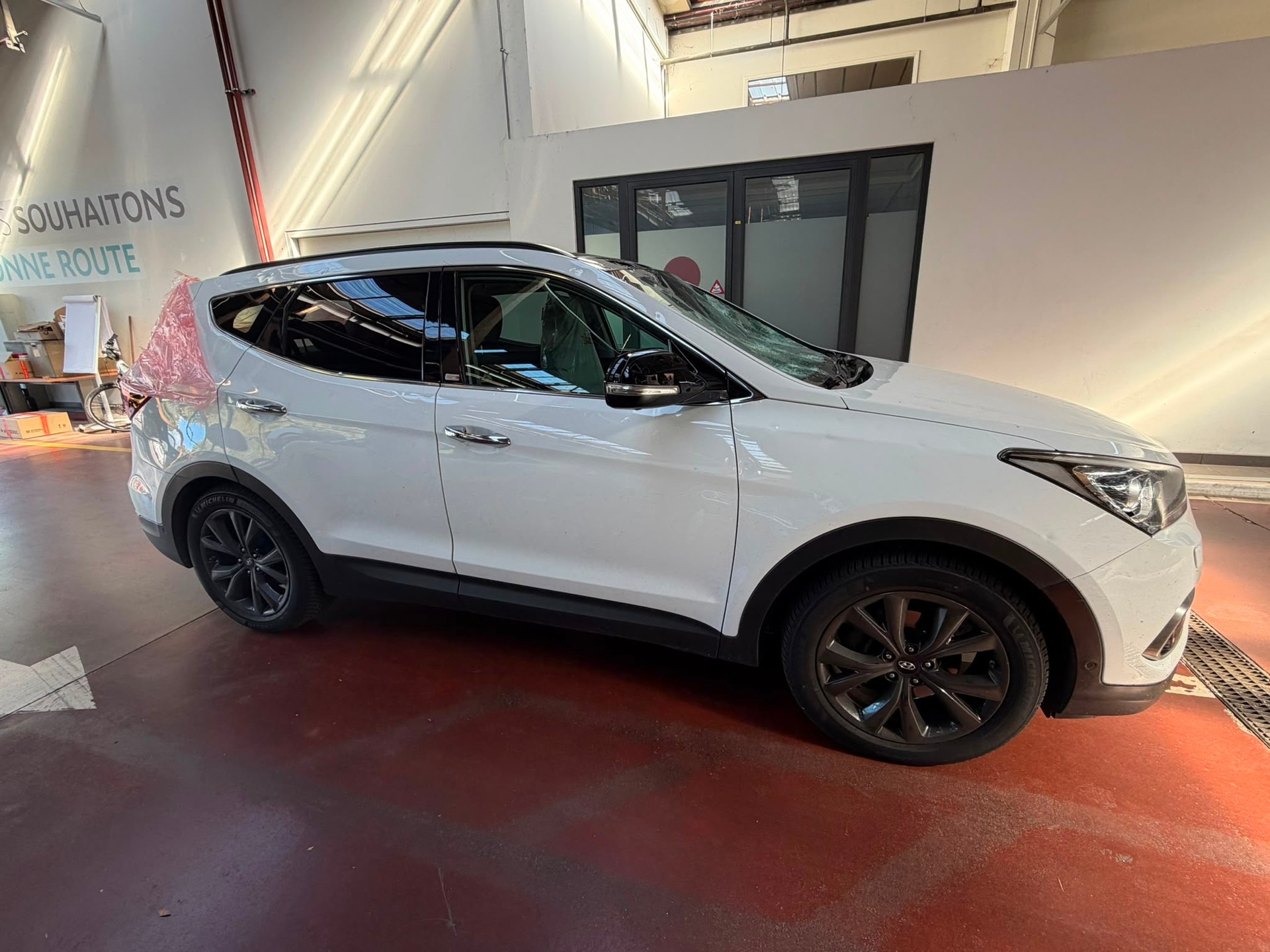 HYUNDAI Santa Fe 2.2 CRDI Amplia 4WD Automatic-image-3