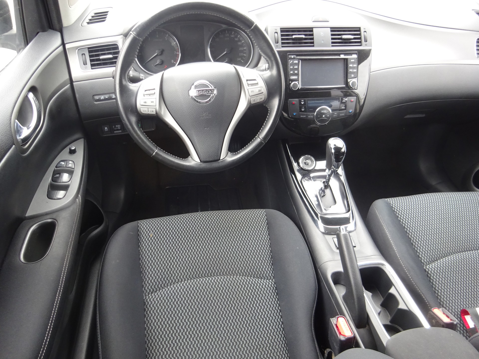 NISSAN Pulsar 1.2 DIG-T N-Connecta Xtronic CVT - MFK 9.2026-image-8