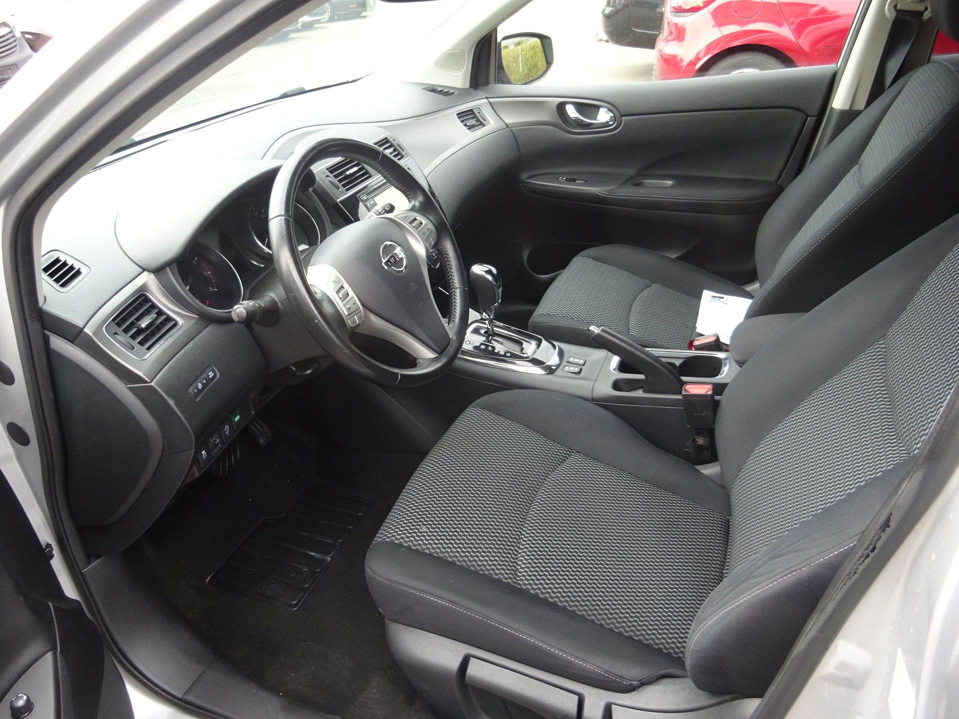 NISSAN Pulsar 1.2 DIG-T N-Connecta Xtronic CVT - MFK 9.2026-image-5