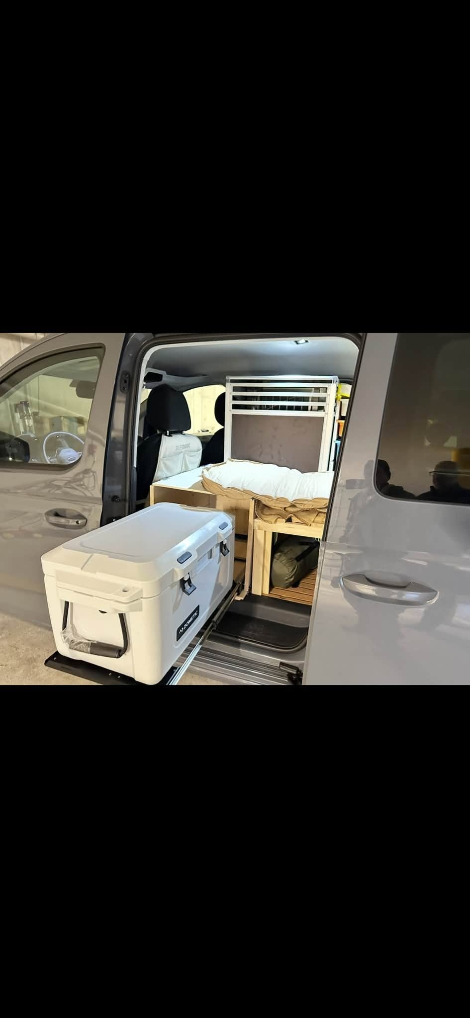 FORD TOURNEO CONNECT-image-4