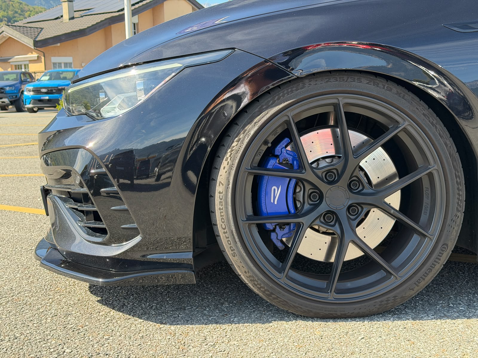 VW Golf 2.0 TSI R DSG 4Motion-image-14