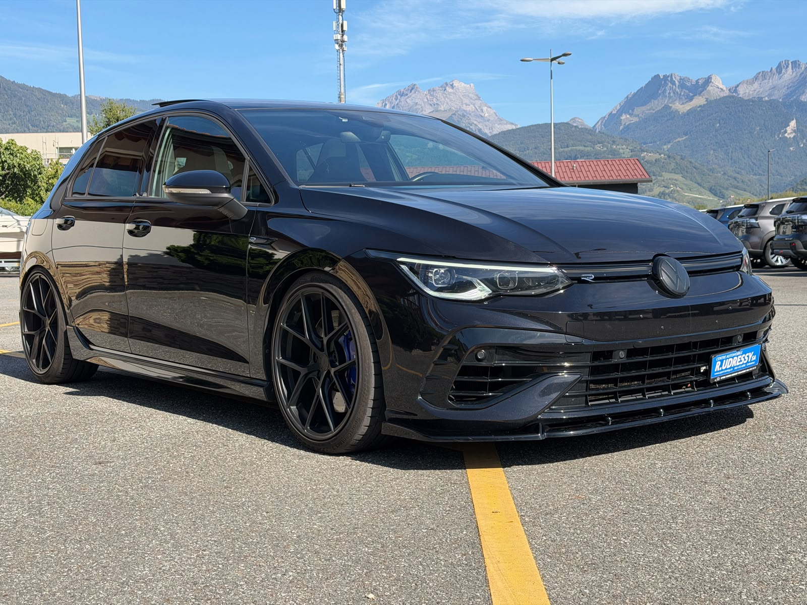 VW Golf 2.0 TSI R DSG 4Motion-image-6