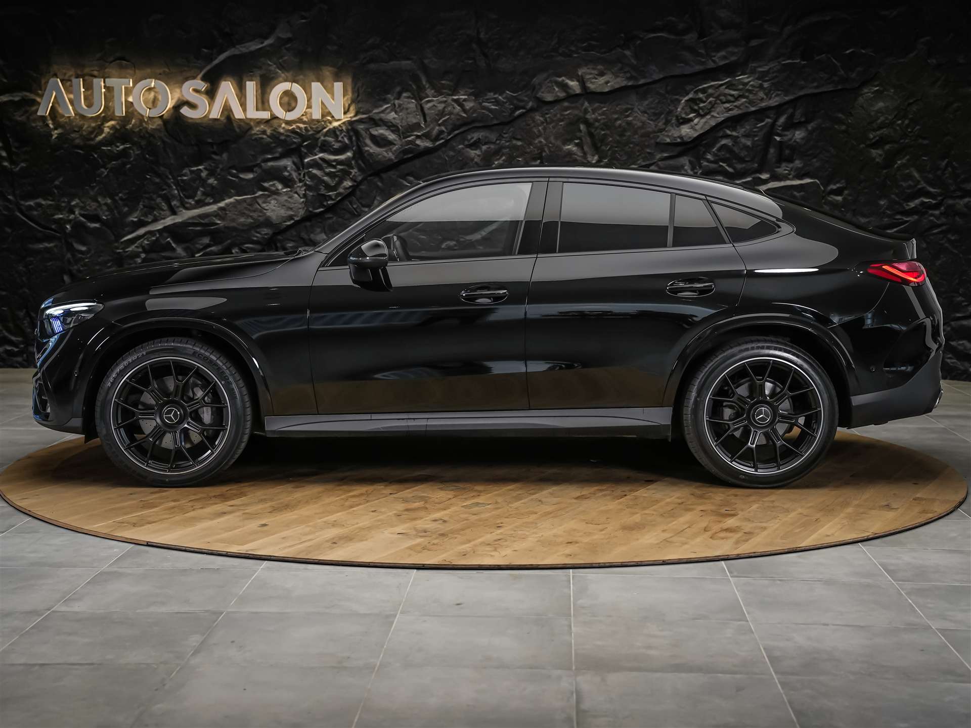 MERCEDES-BENZ GLC Coupé 220 d AMG Line 4Matic 9G-Tronic *Werksgarantie*21" Felgen*Digital Light*-image-2