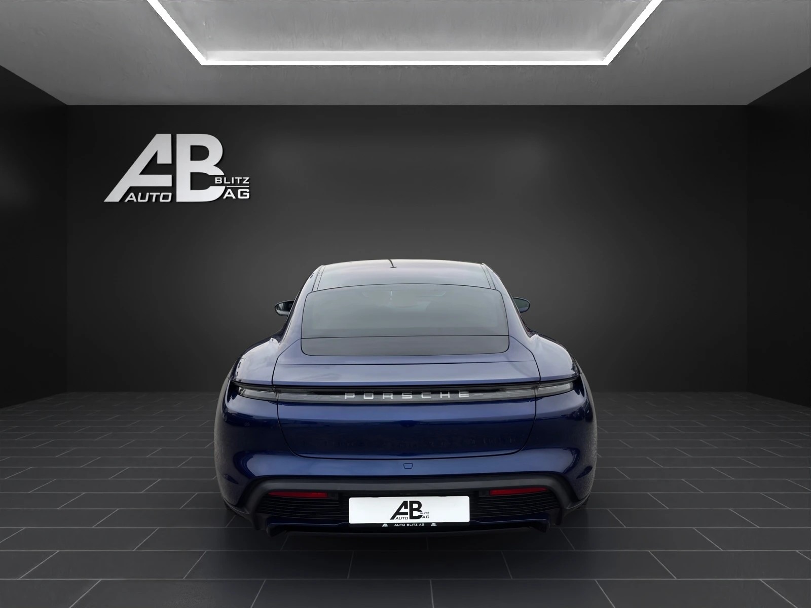 PORSCHE Taycan 4S Turbo mit 680 PS-image-3