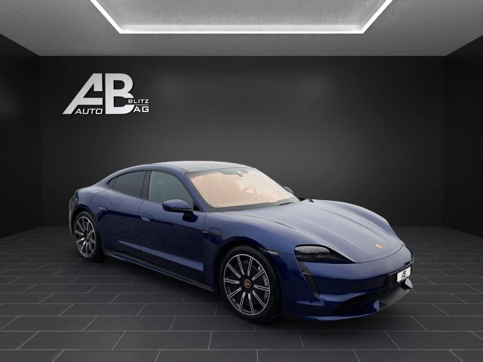 PORSCHE Taycan 4S Turbo mit 680 PS-image-5