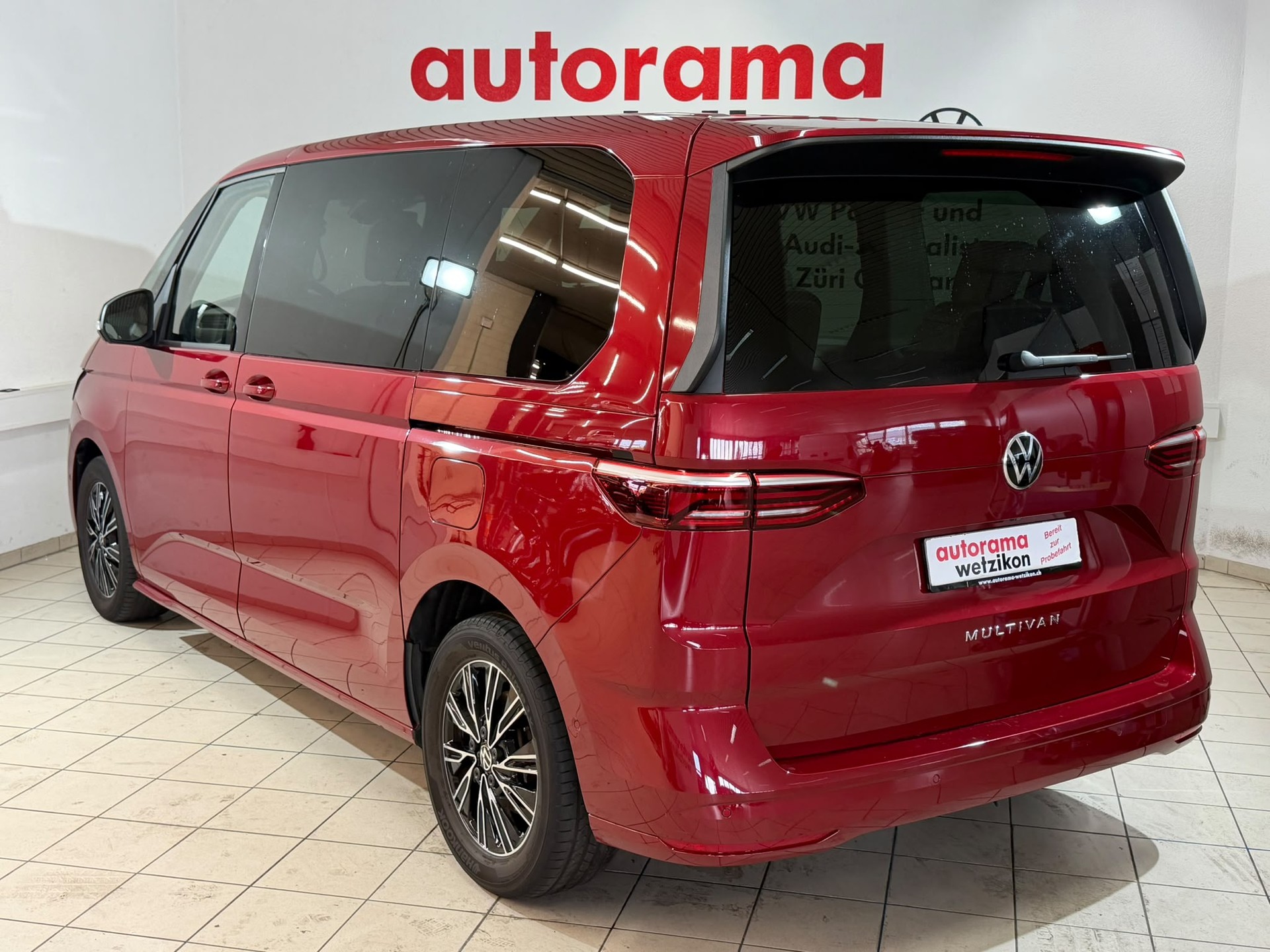 VW Multivan 2.0 TDI DSG-image-2
