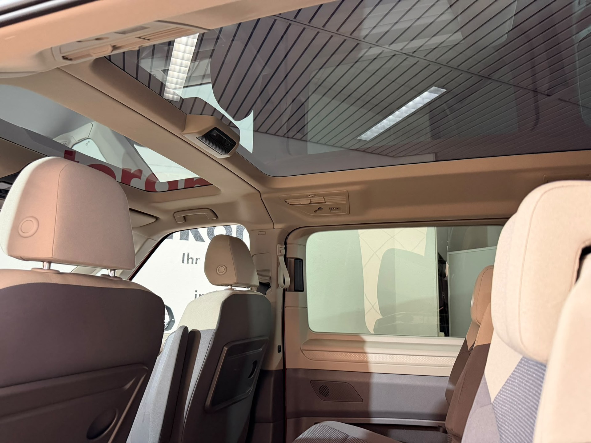VW Multivan 2.0 TDI DSG-image-7