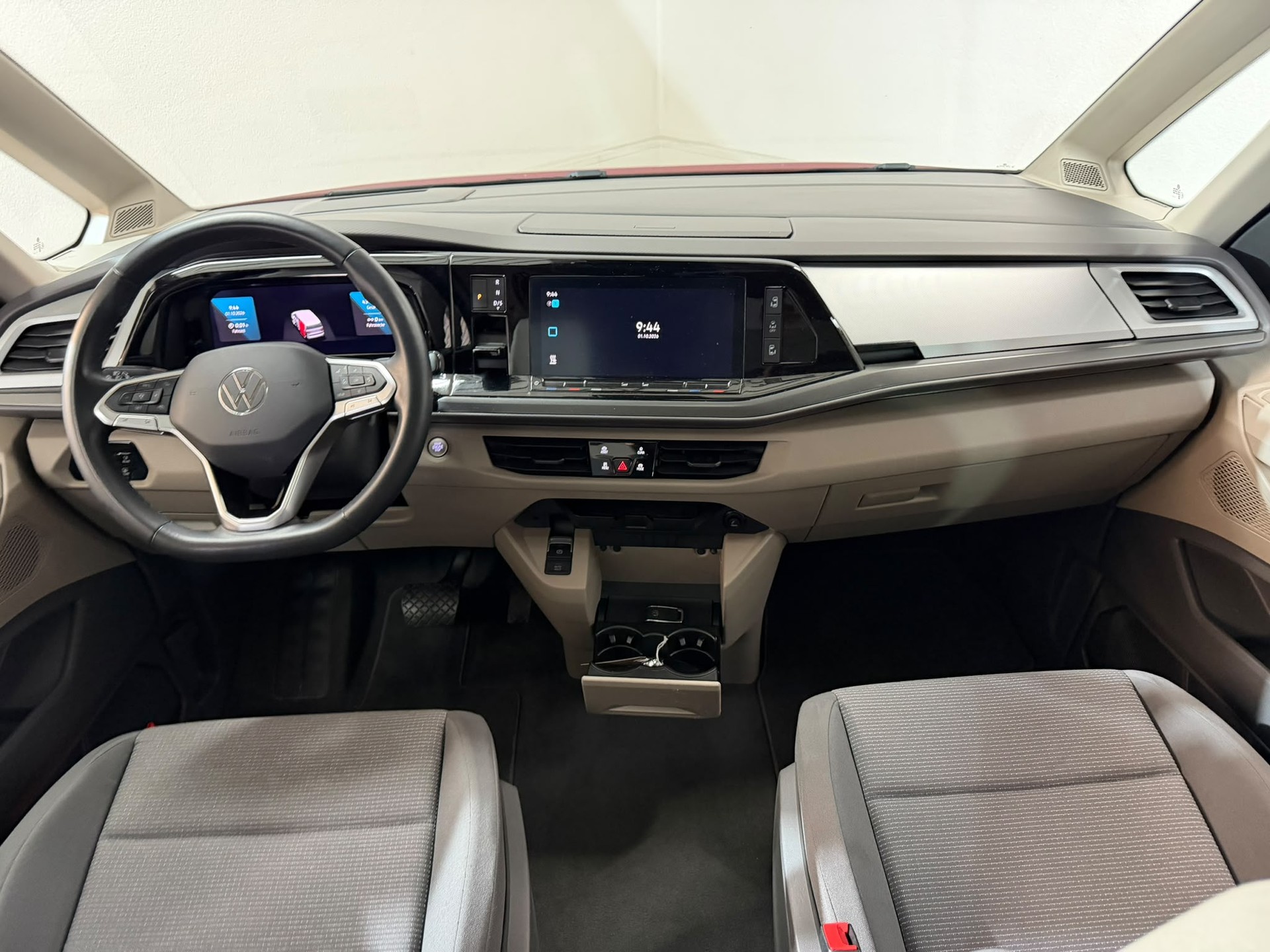 VW Multivan 2.0 TDI DSG-image-10