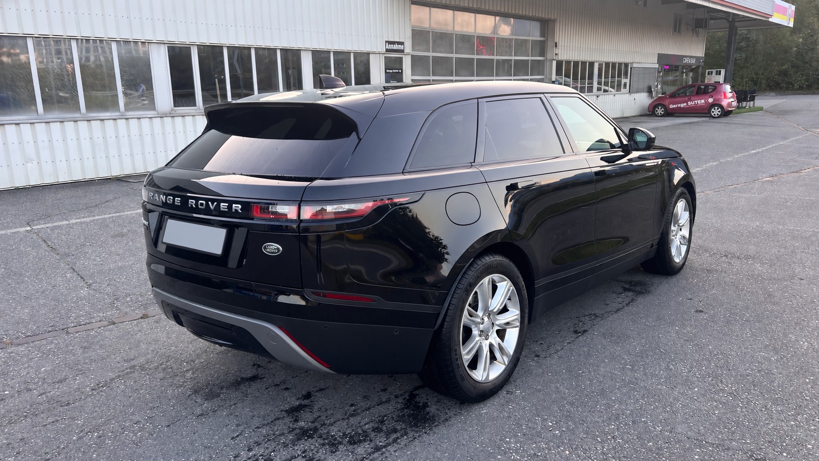 LAND ROVER 2.0 D 240 SE-image-5