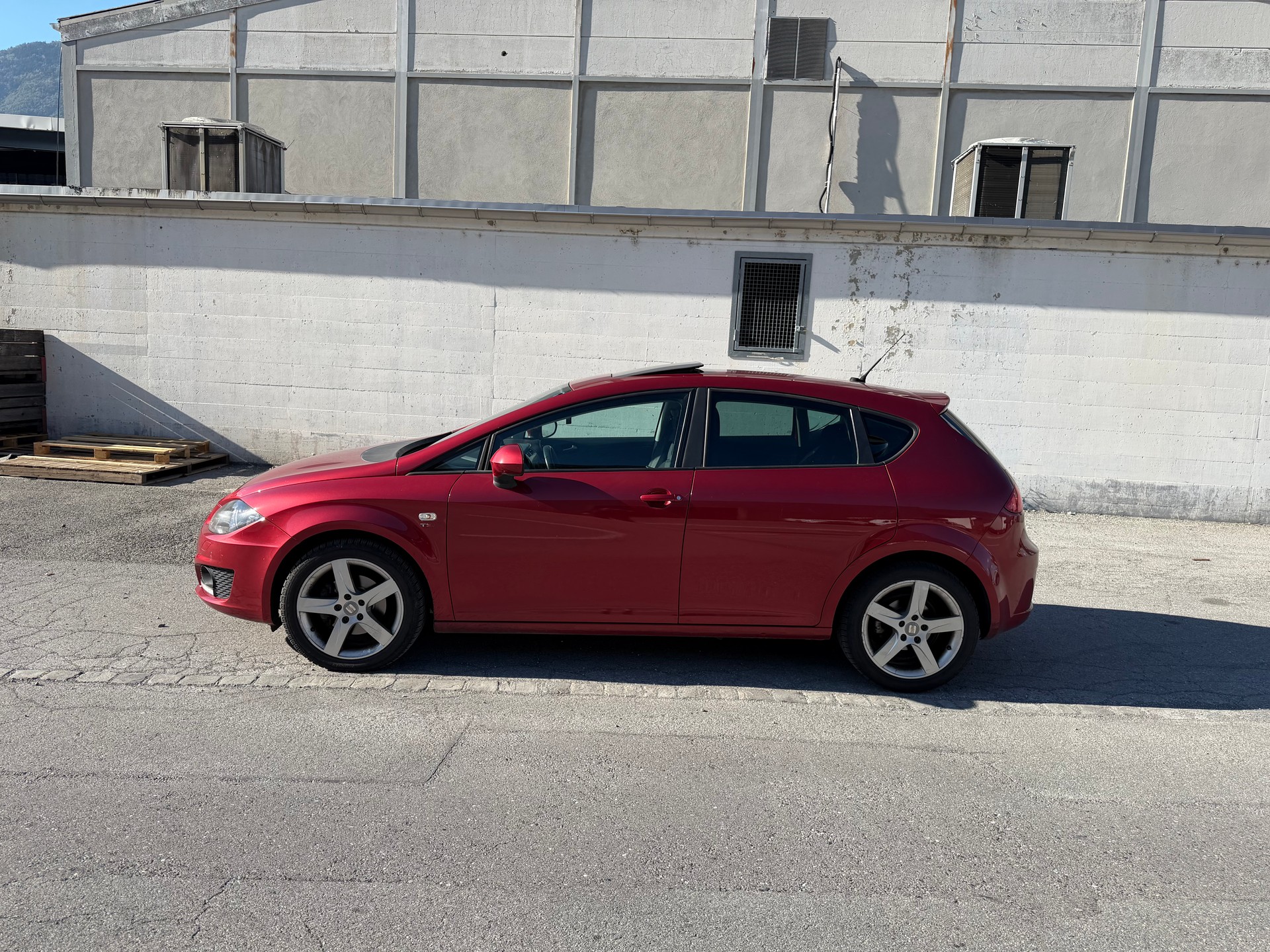 SEAT Leon 1.8 TSI Advantage DSG-image-2