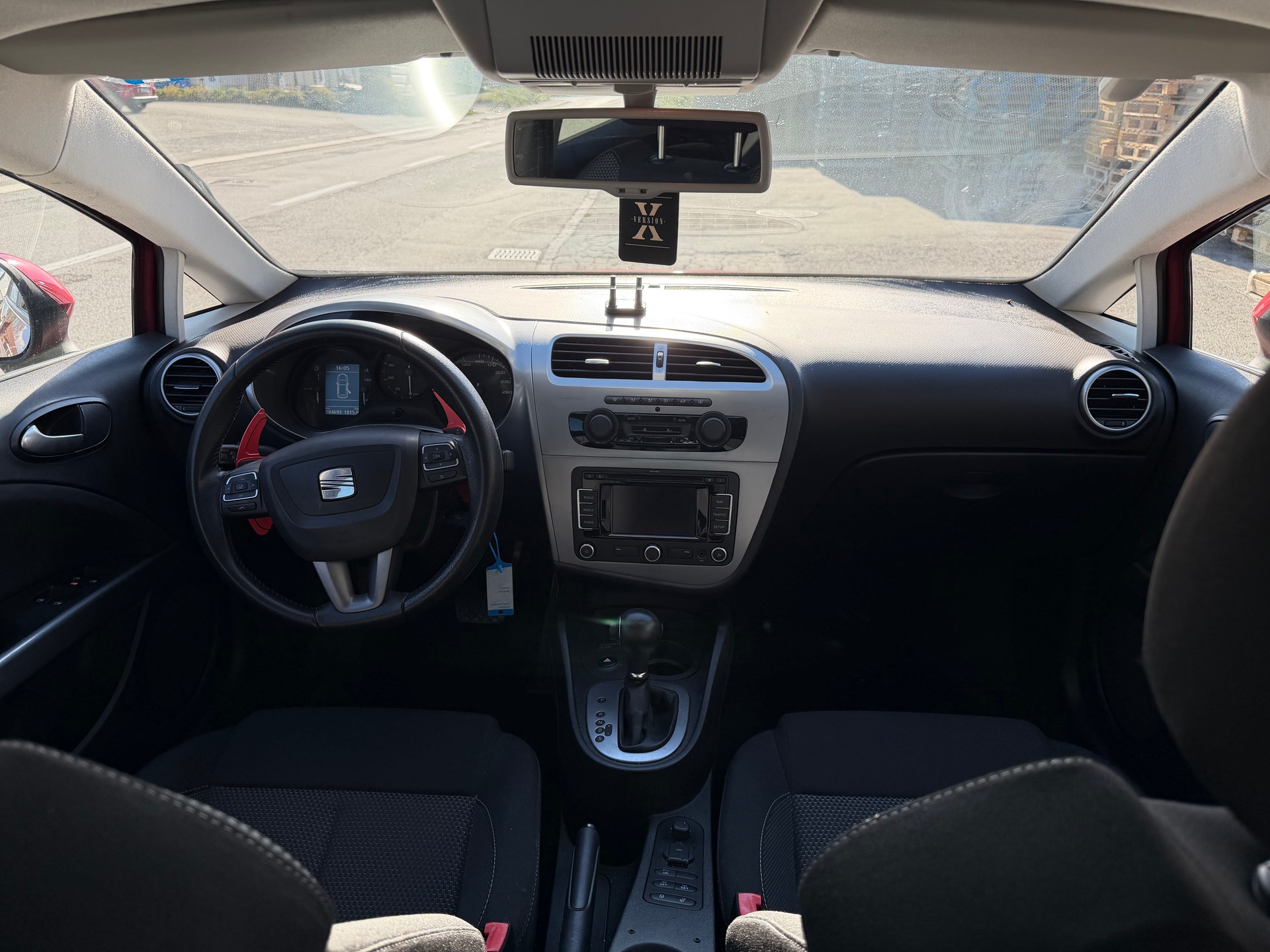 SEAT Leon 1.8 TSI Advantage DSG-image-1