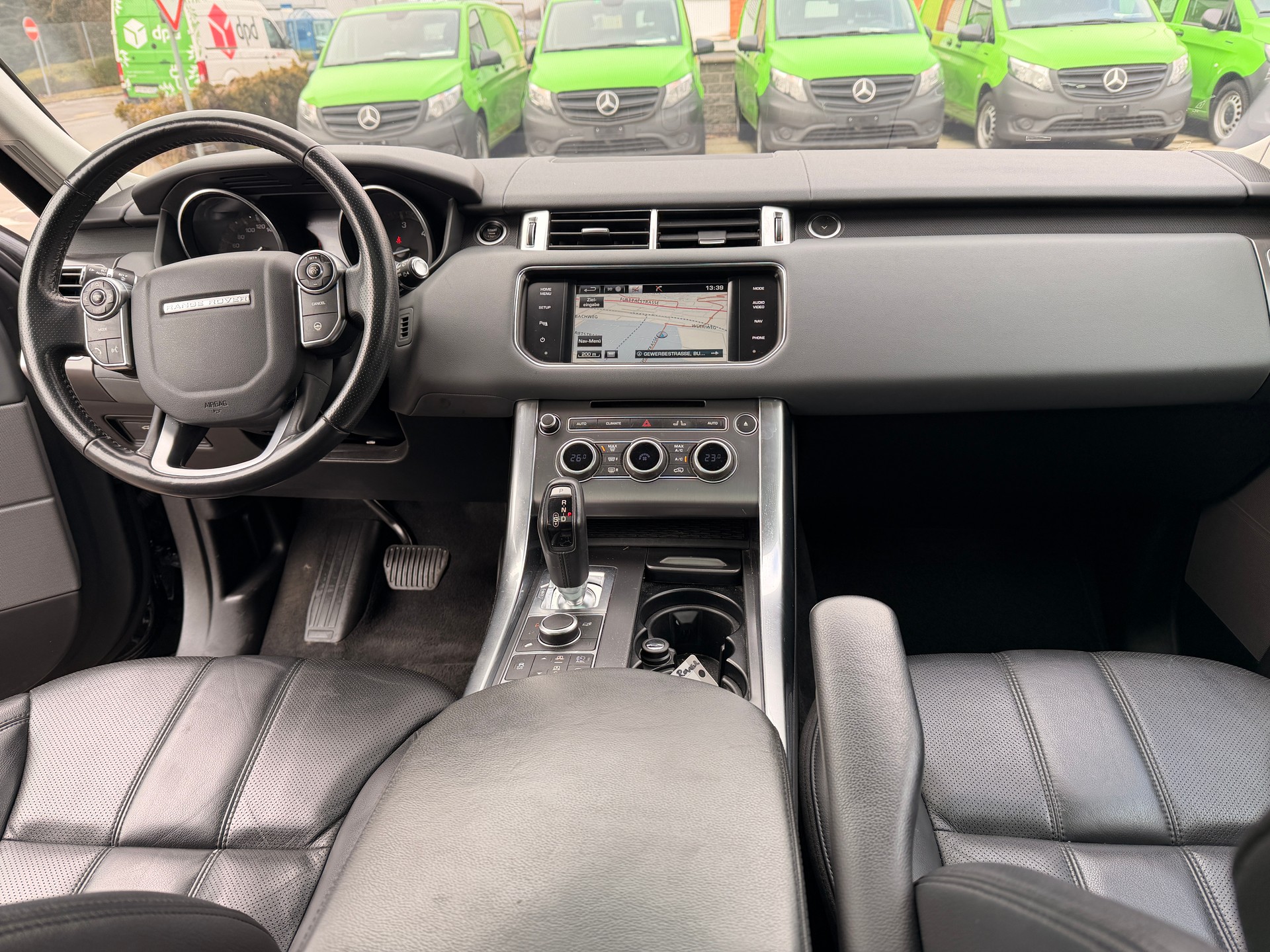 LAND ROVER Range Rover Sport 3.0 TDV6 SE Automatic-image-7