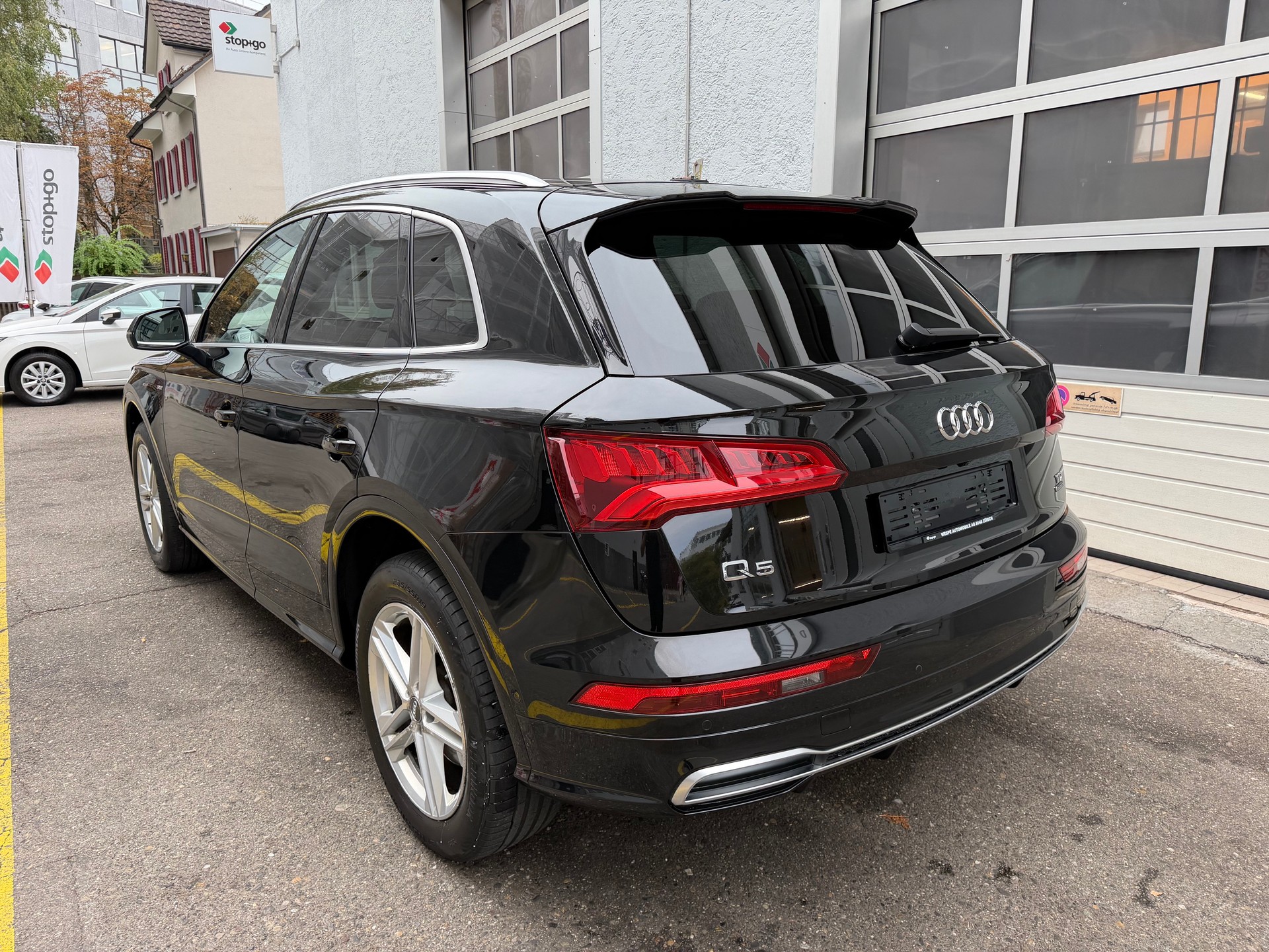 AUDI Q5 2.0 TDI sport quattro S-tronic-image-4