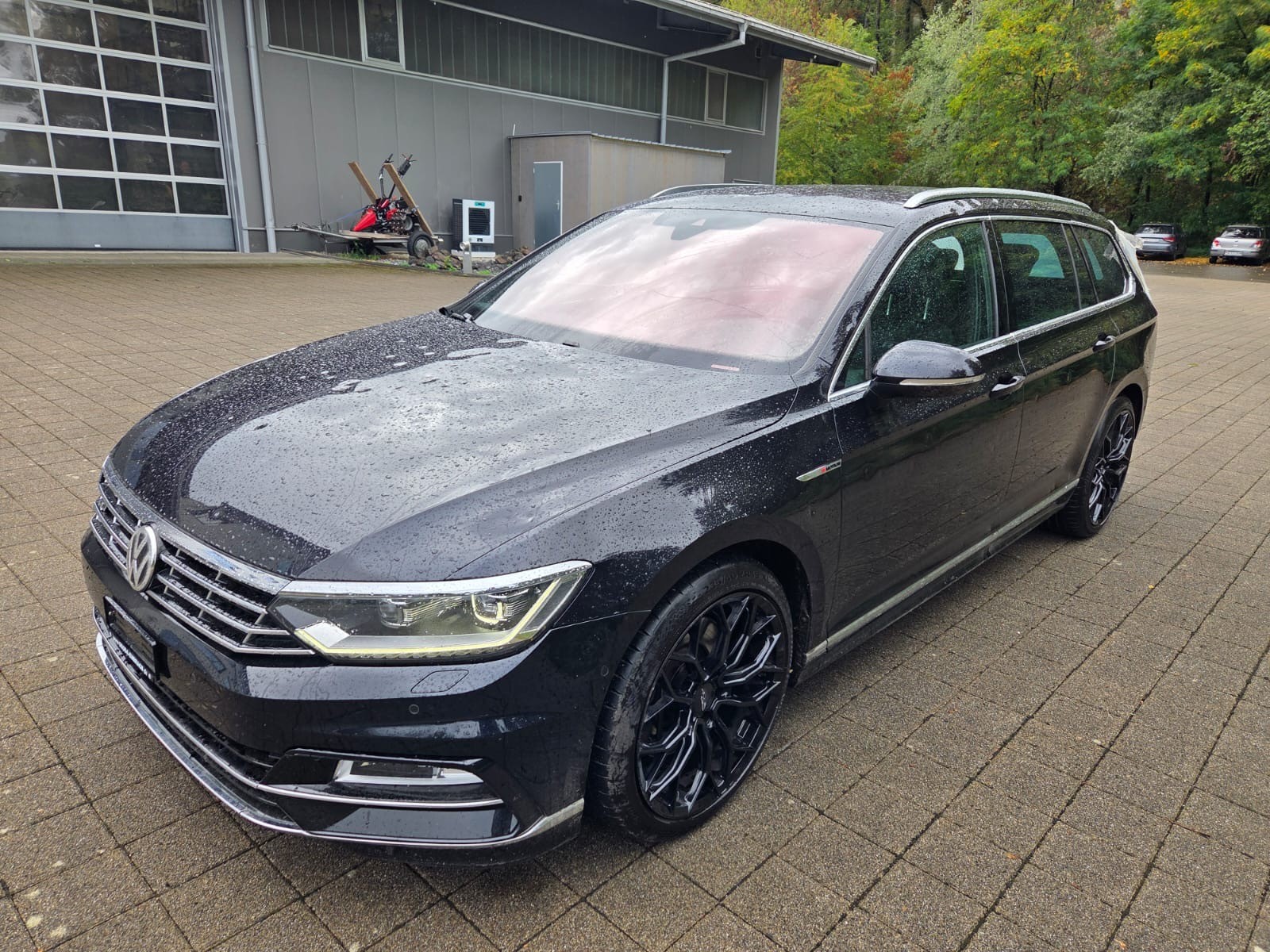 Car photo