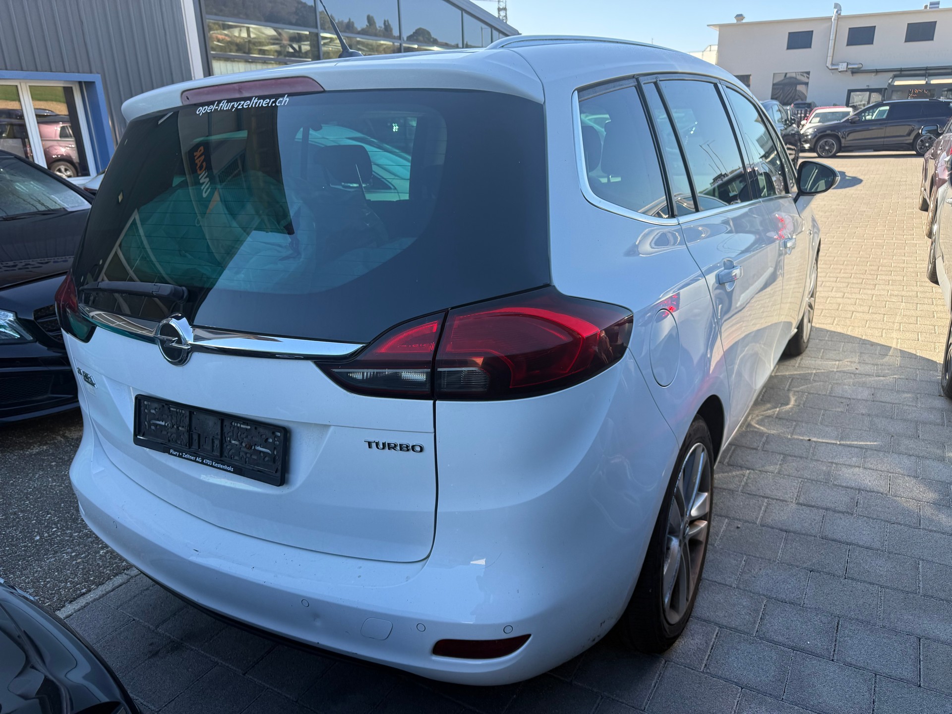 OPEL Zafira Tourer 1.4i 16V Cosmo-image-7
