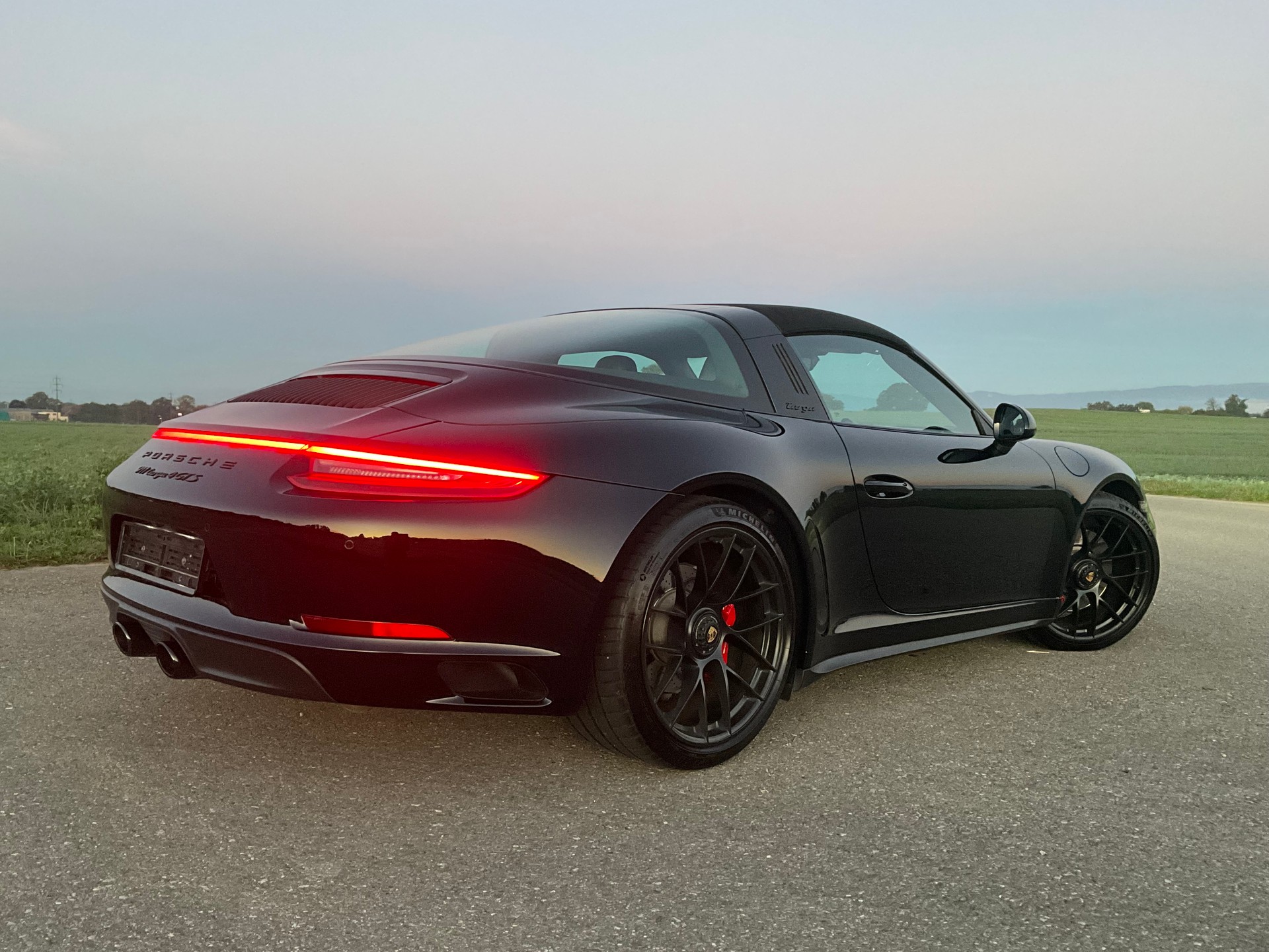 PORSCHE 3.0 Targa 4 GTS PDK-image-6