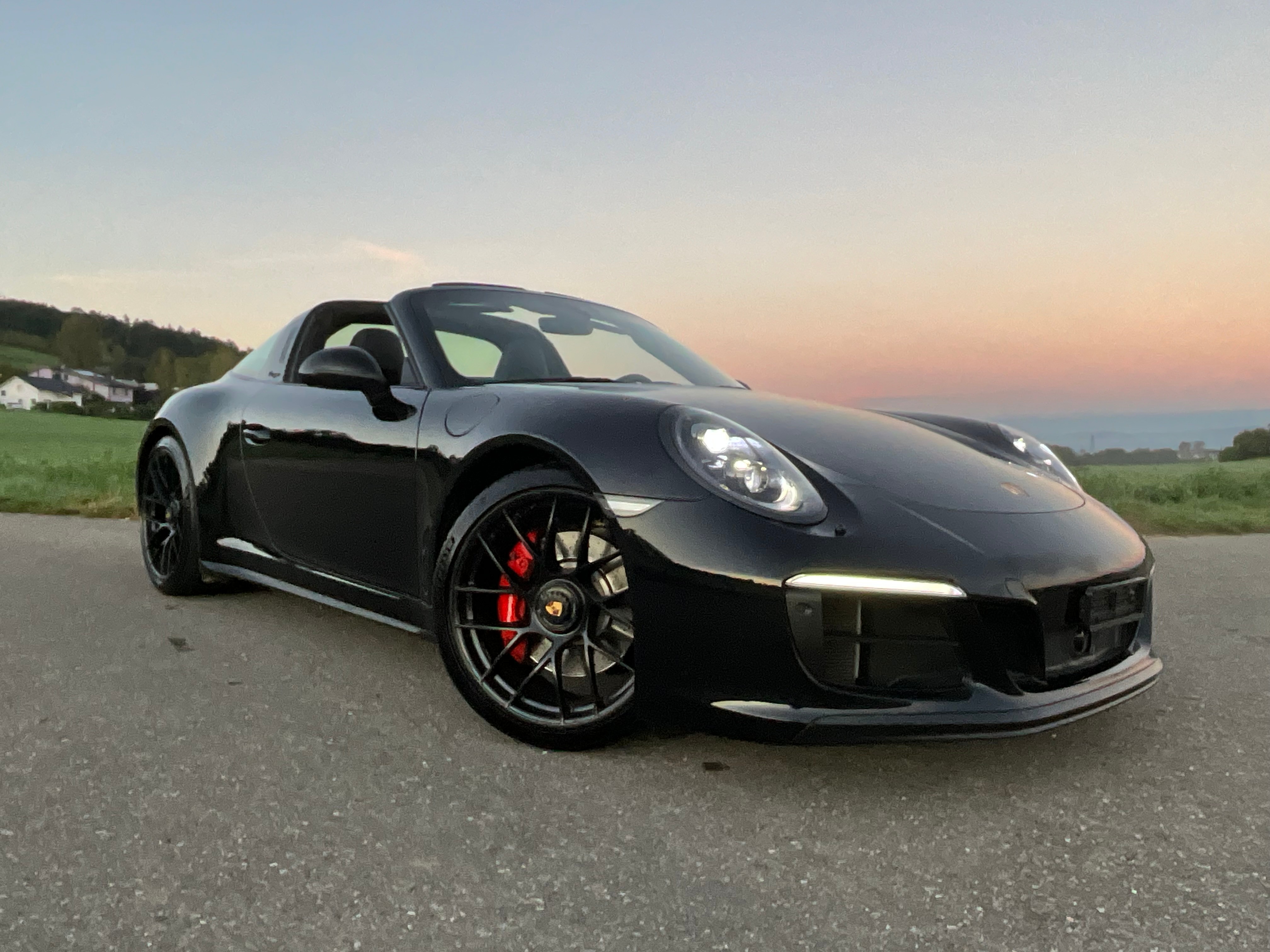 Car photo