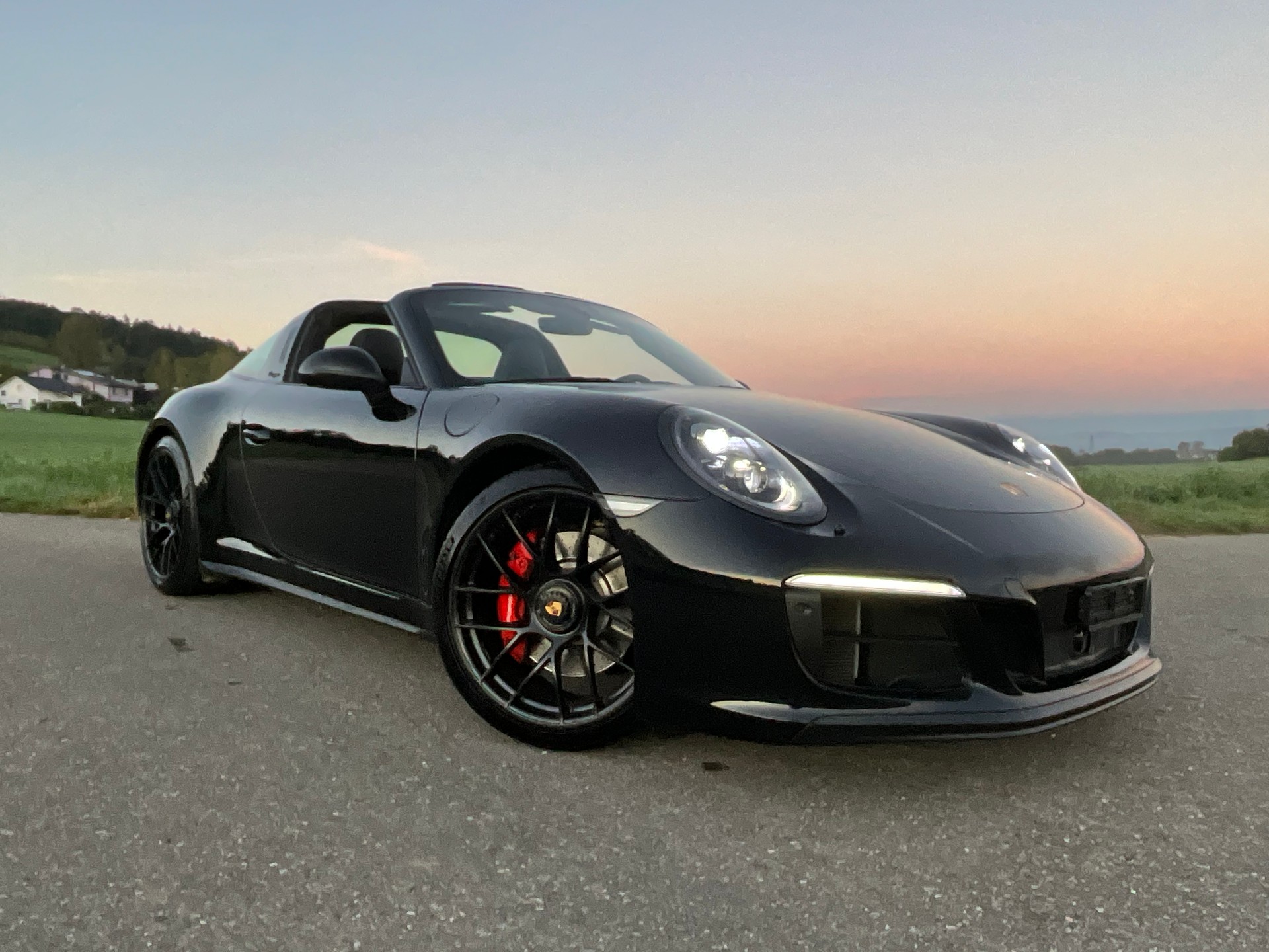 PORSCHE 3.0 Targa 4 GTS PDK-image-0