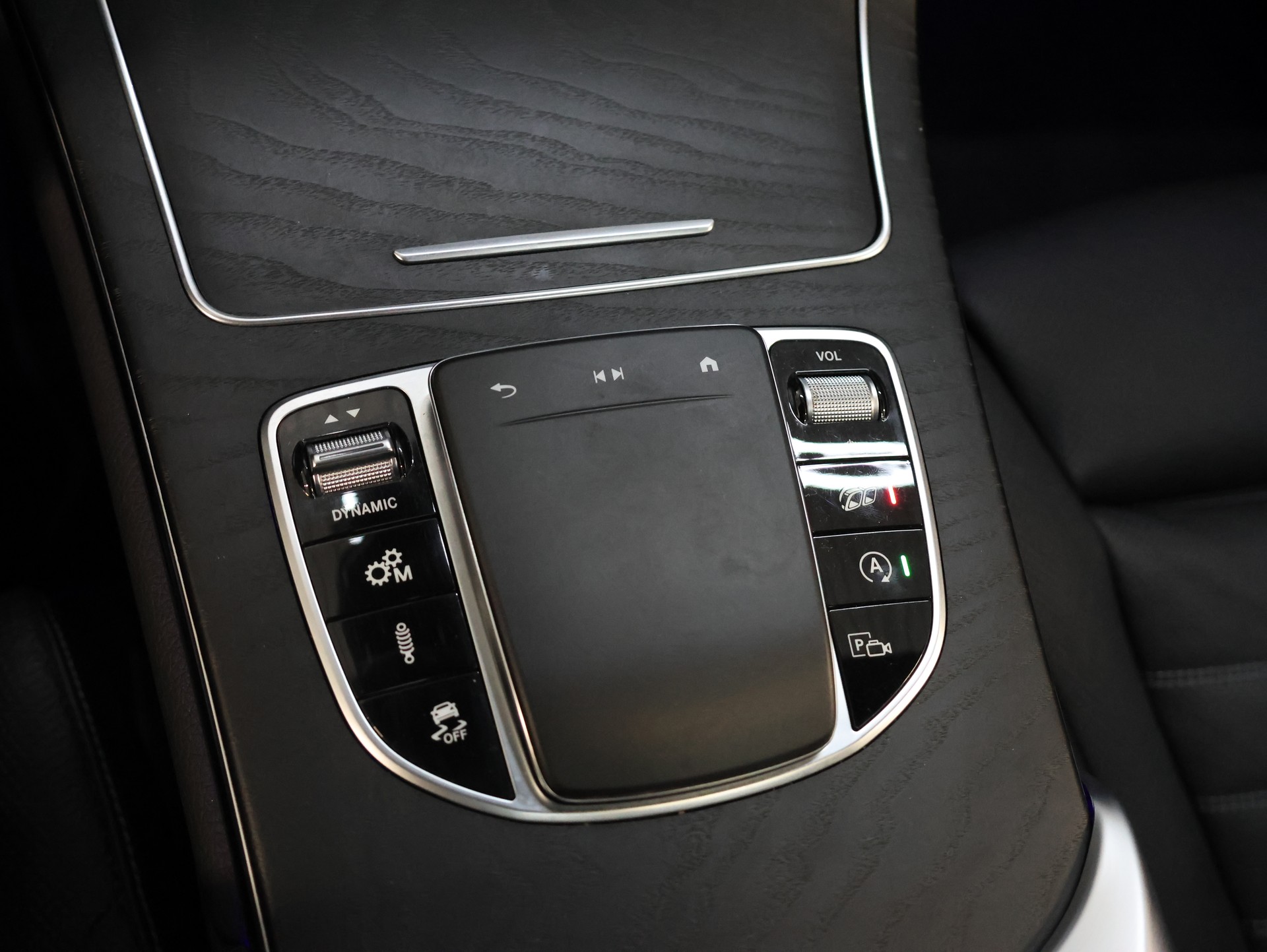 MERCEDES-BENZ GLC Coupé 43 AMG 4Matic 9G-Tronic *1.HAND*-image-24