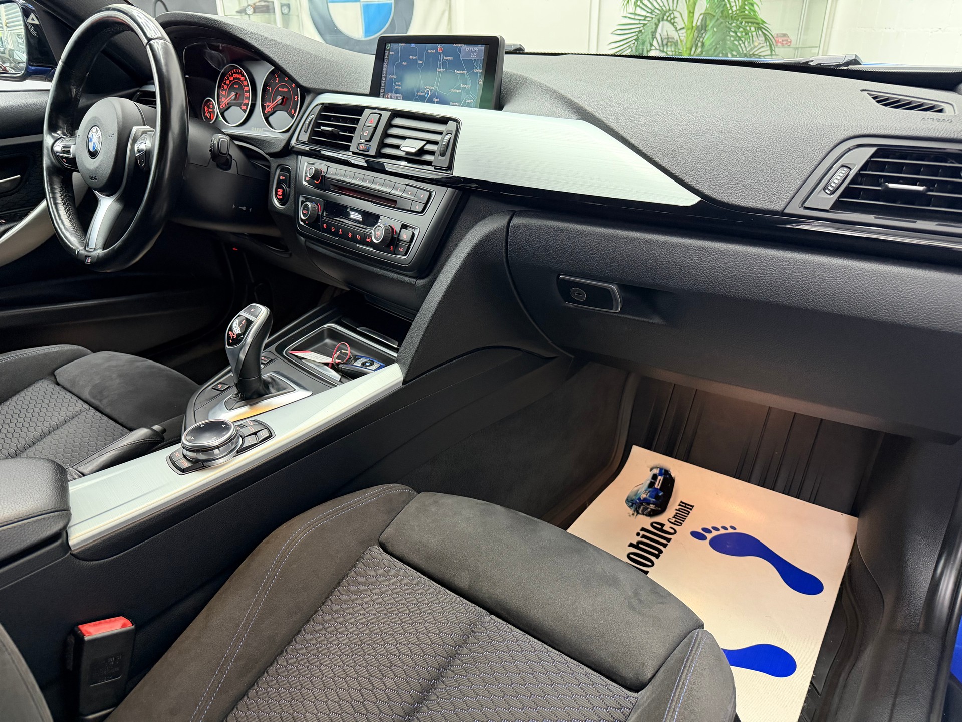 BMW 320d xDrive Touring M Sportpaket Steptronic⭐️-image-14