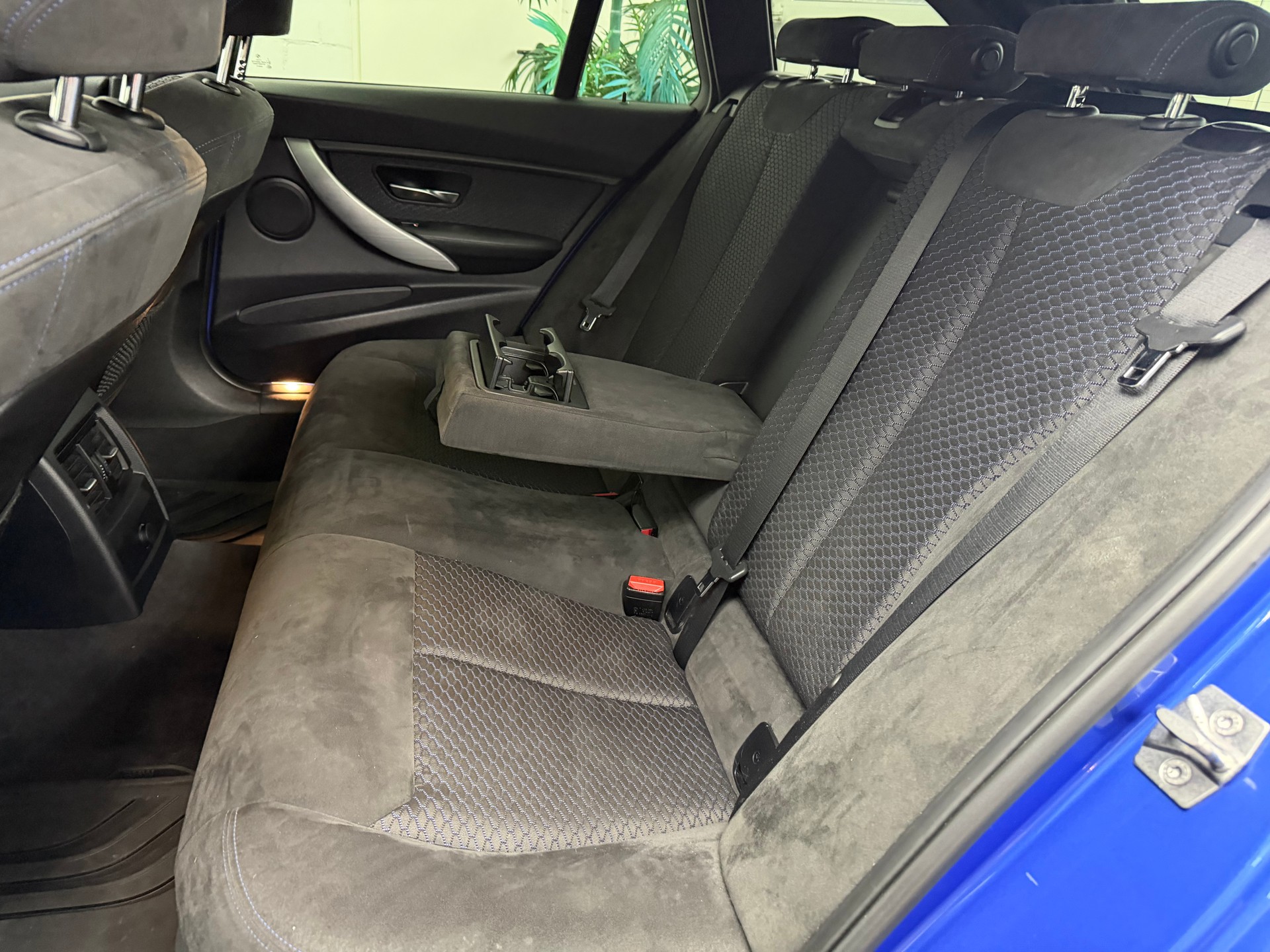 BMW 320d xDrive Touring M Sportpaket Steptronic⭐️-image-11