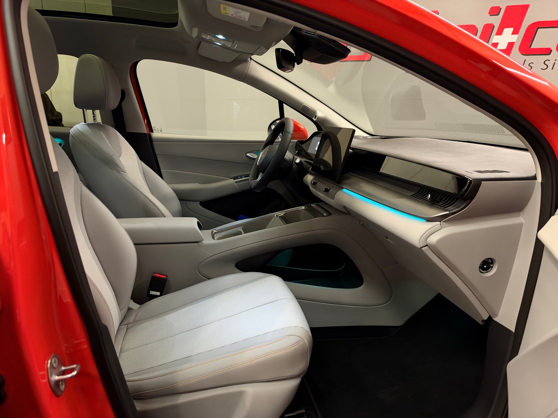 BYD Dolphin G DM-i Comfort-image-14