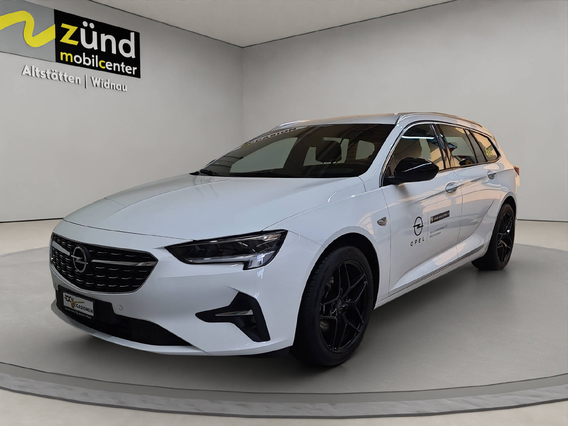OPEL Insignia Sports Tourer 2.0 D Elegance AWD-image-0