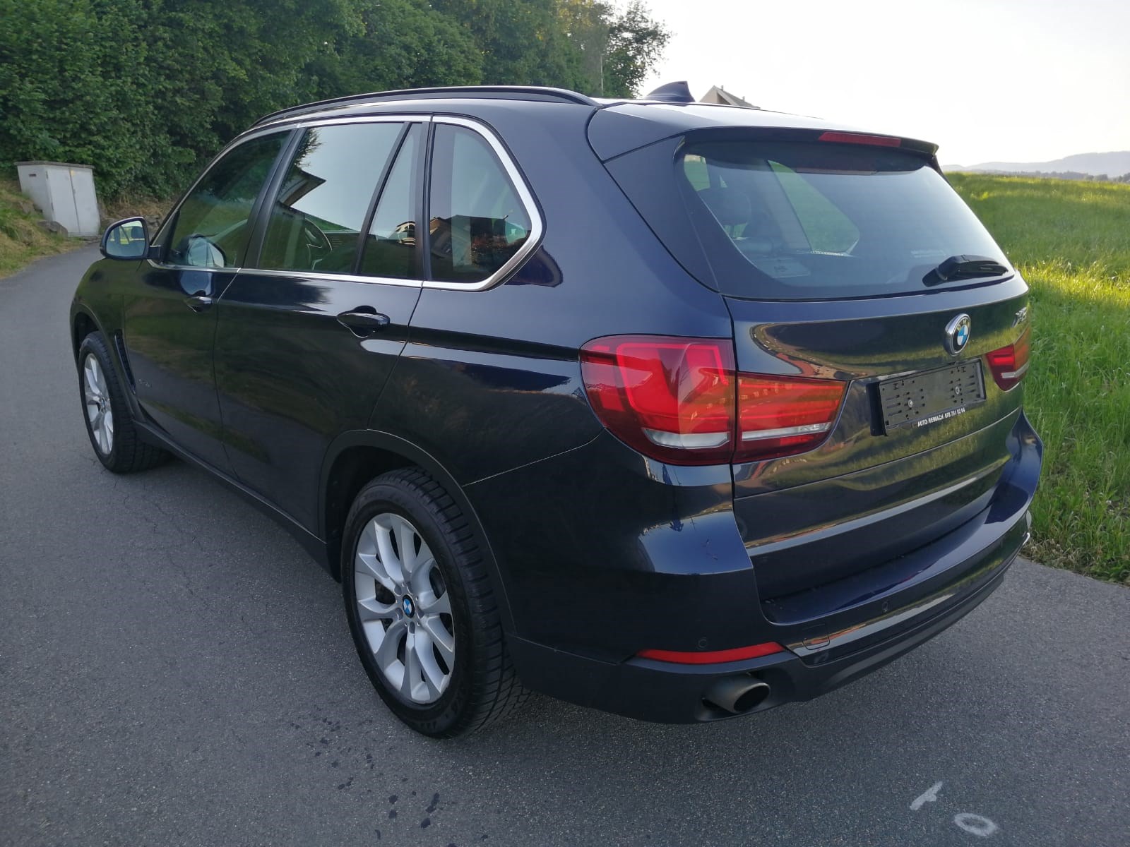 BMW X5 xDrive 35i Steptronic-image-2
