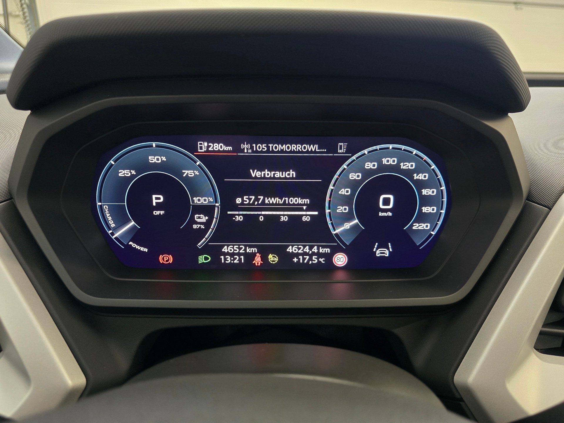 AUDI Q4 e-tron 35-image-6