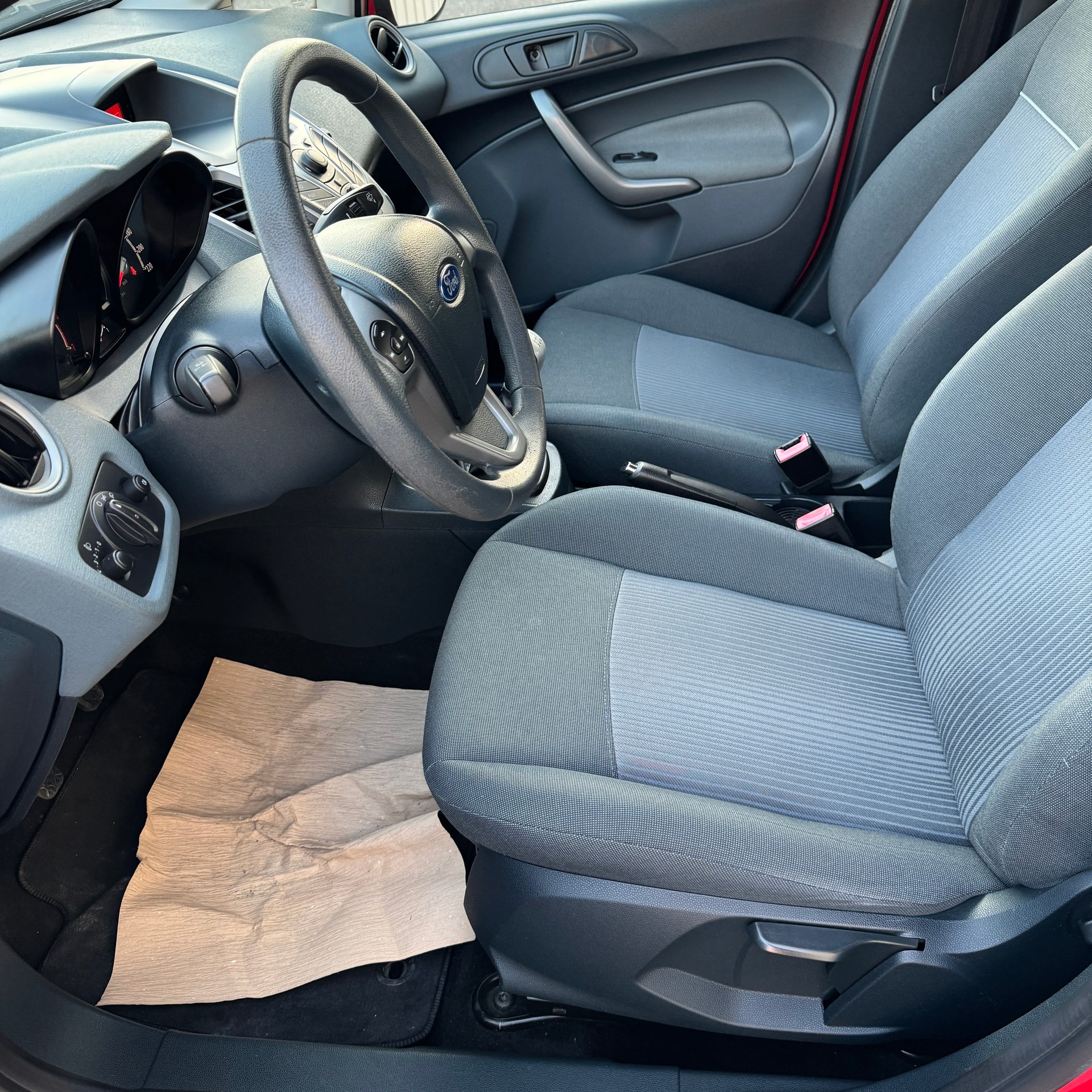 FORD Fiesta 1.25 16V Trend-image-4