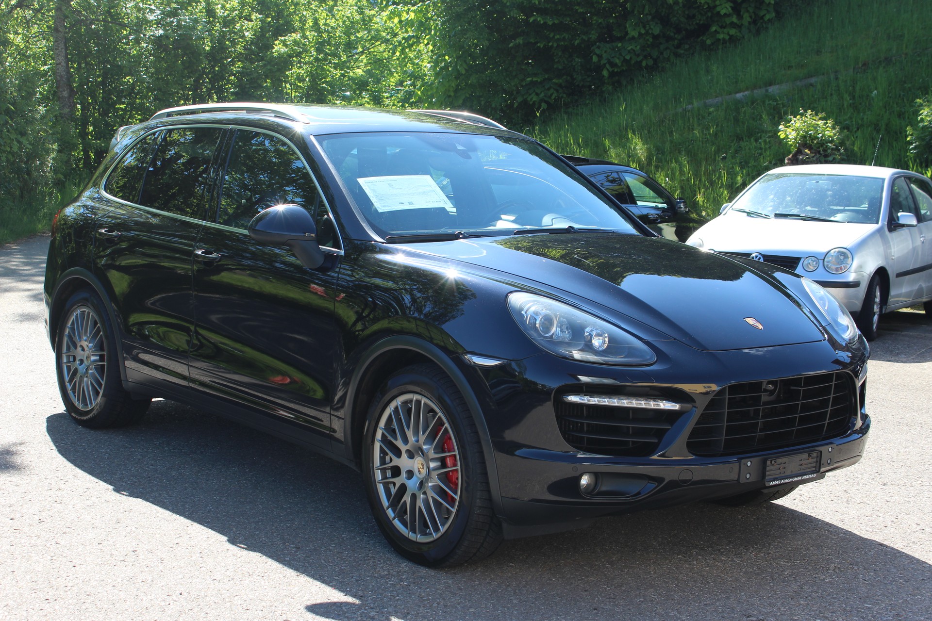 PORSCHE Cayenne Turbo-image-1