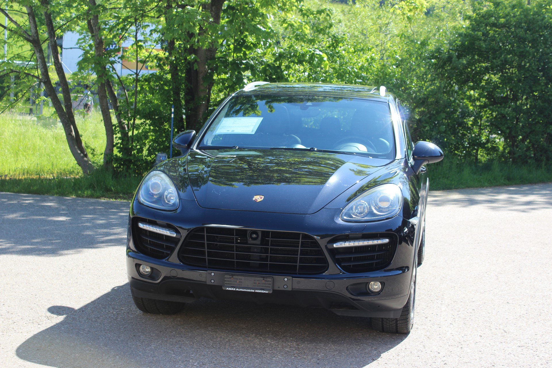 PORSCHE Cayenne Turbo-image-12