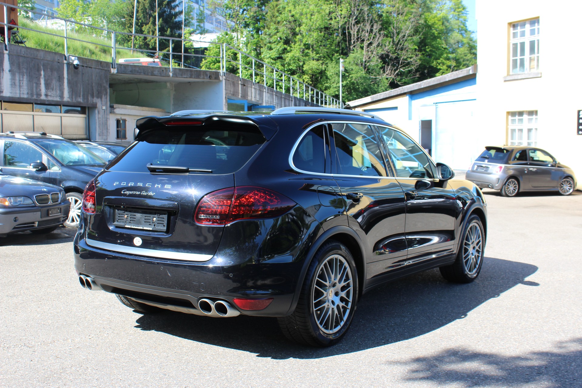 PORSCHE Cayenne Turbo-image-7