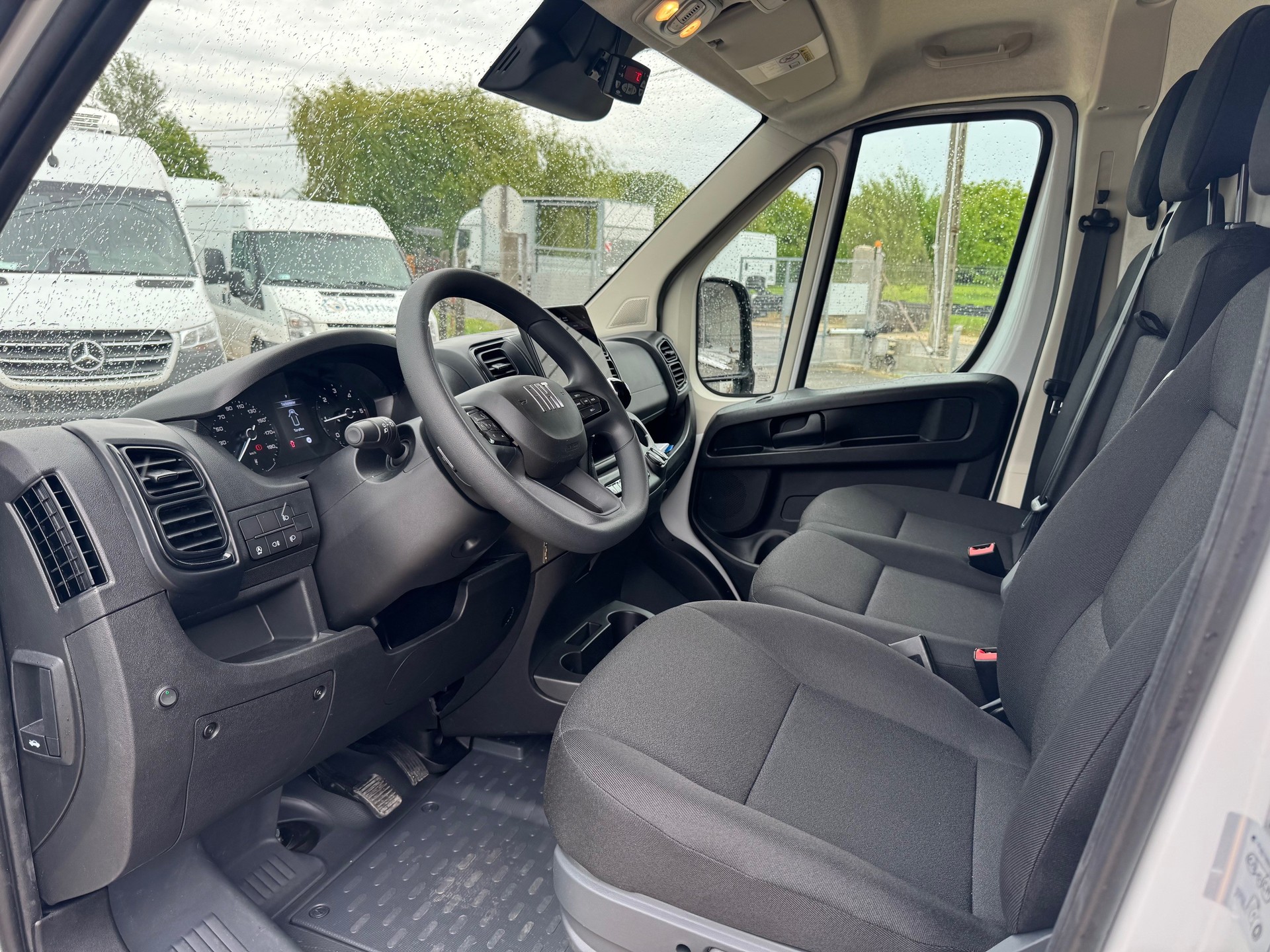 FIAT L3H2 New Modell mict 180Ps und Automatic-Getriebe-image-7