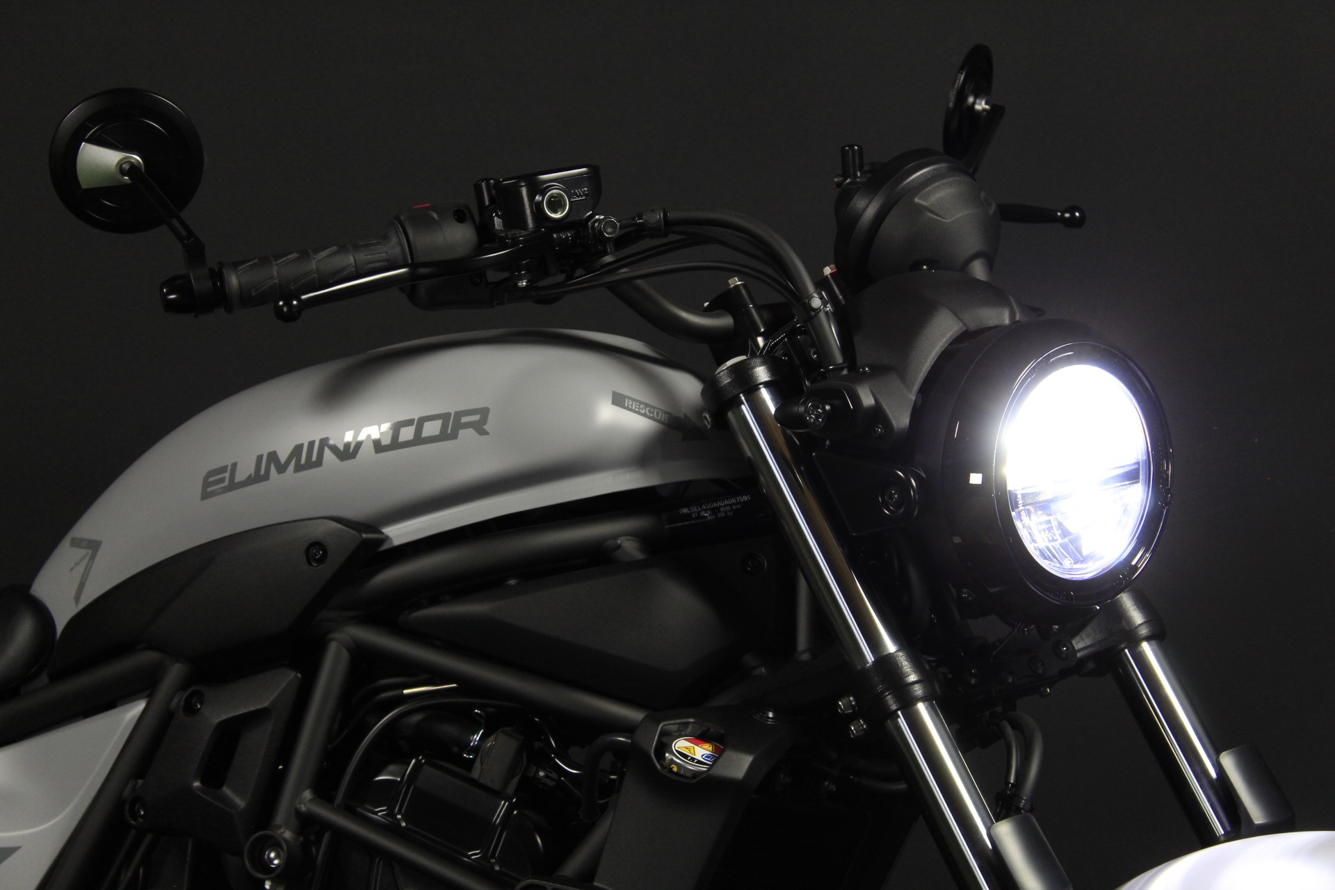 KAWASAKI Eliminator 500 *Maverick*-showroom-element-1