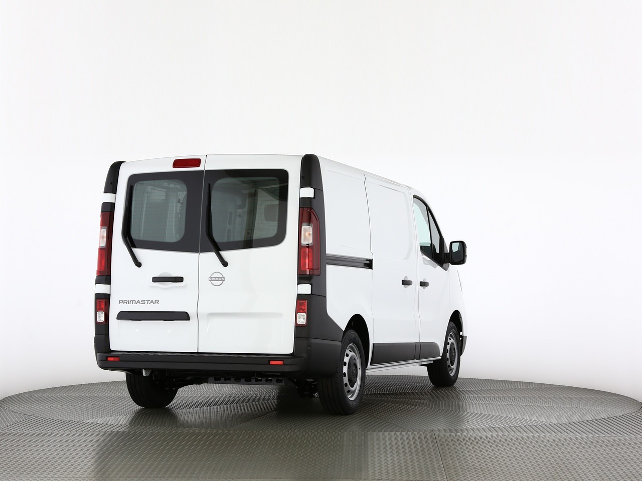 NISSAN Van L1H1 150 E6e 6DCT N-Connecta-image-1
