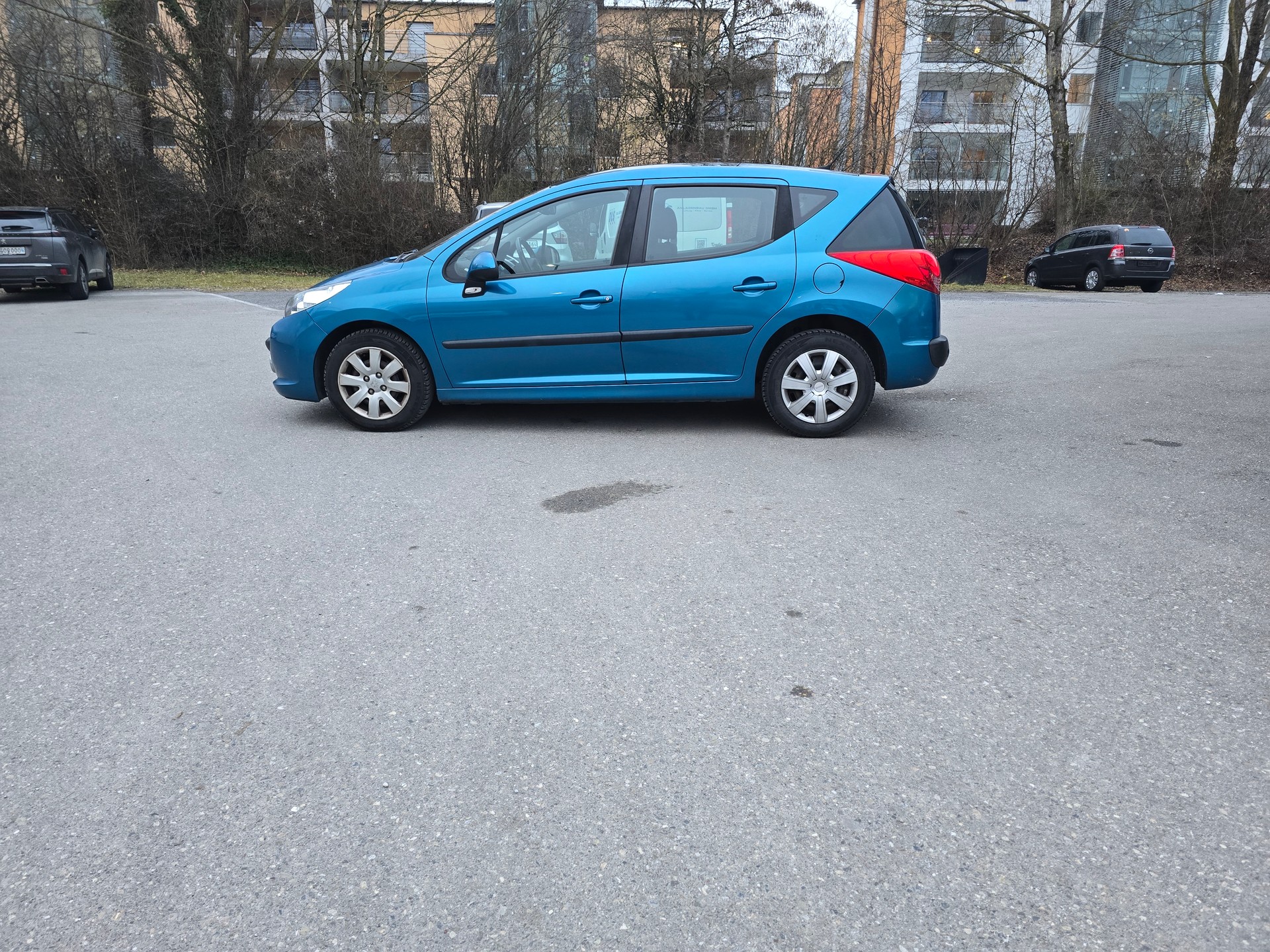 PEUGEOT 207 SW 1.6 16V Sport Automatic-image-5