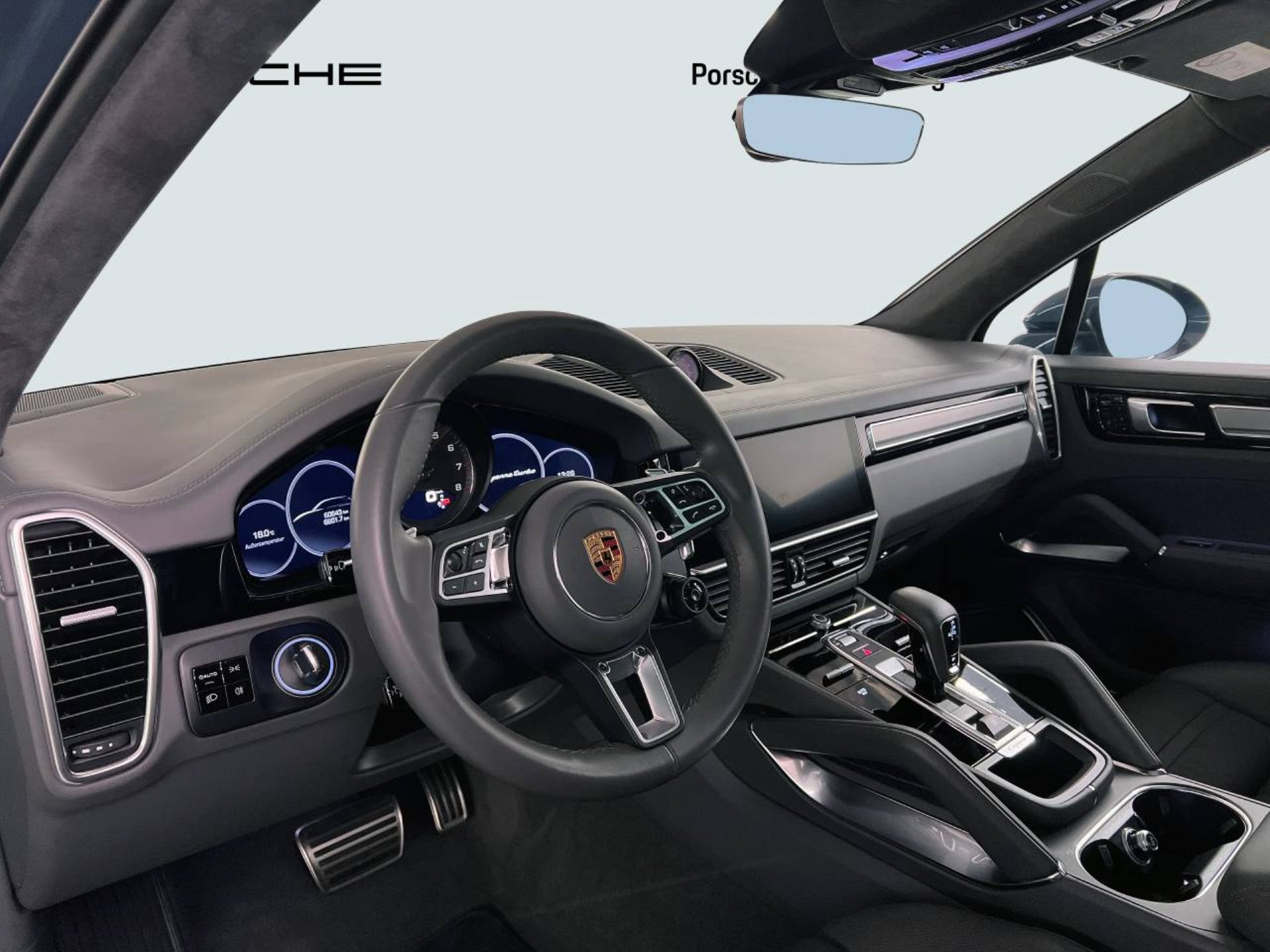PORSCHE Cayenne Turbo-image-3